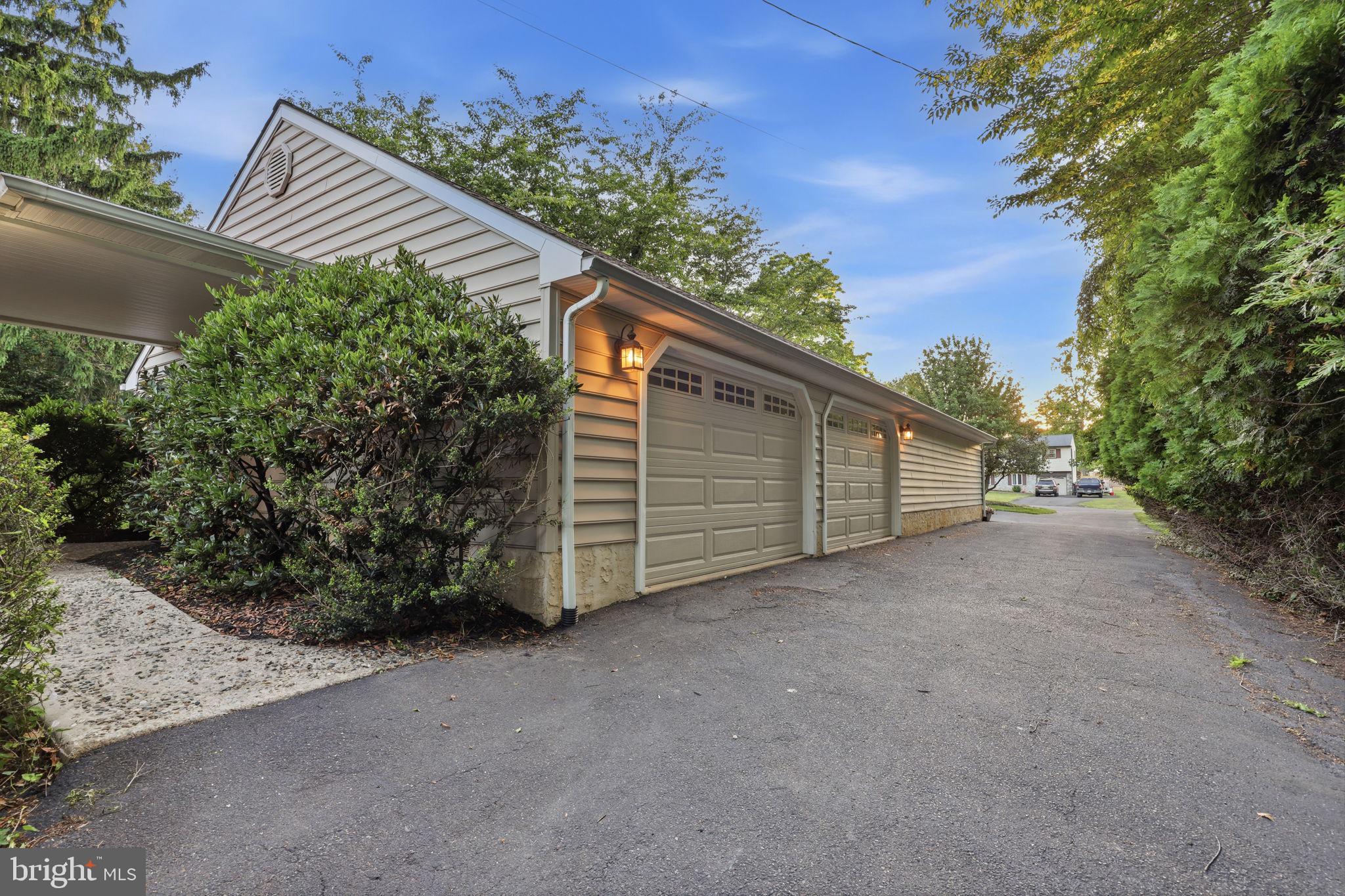 CASEY HILLS - Residential