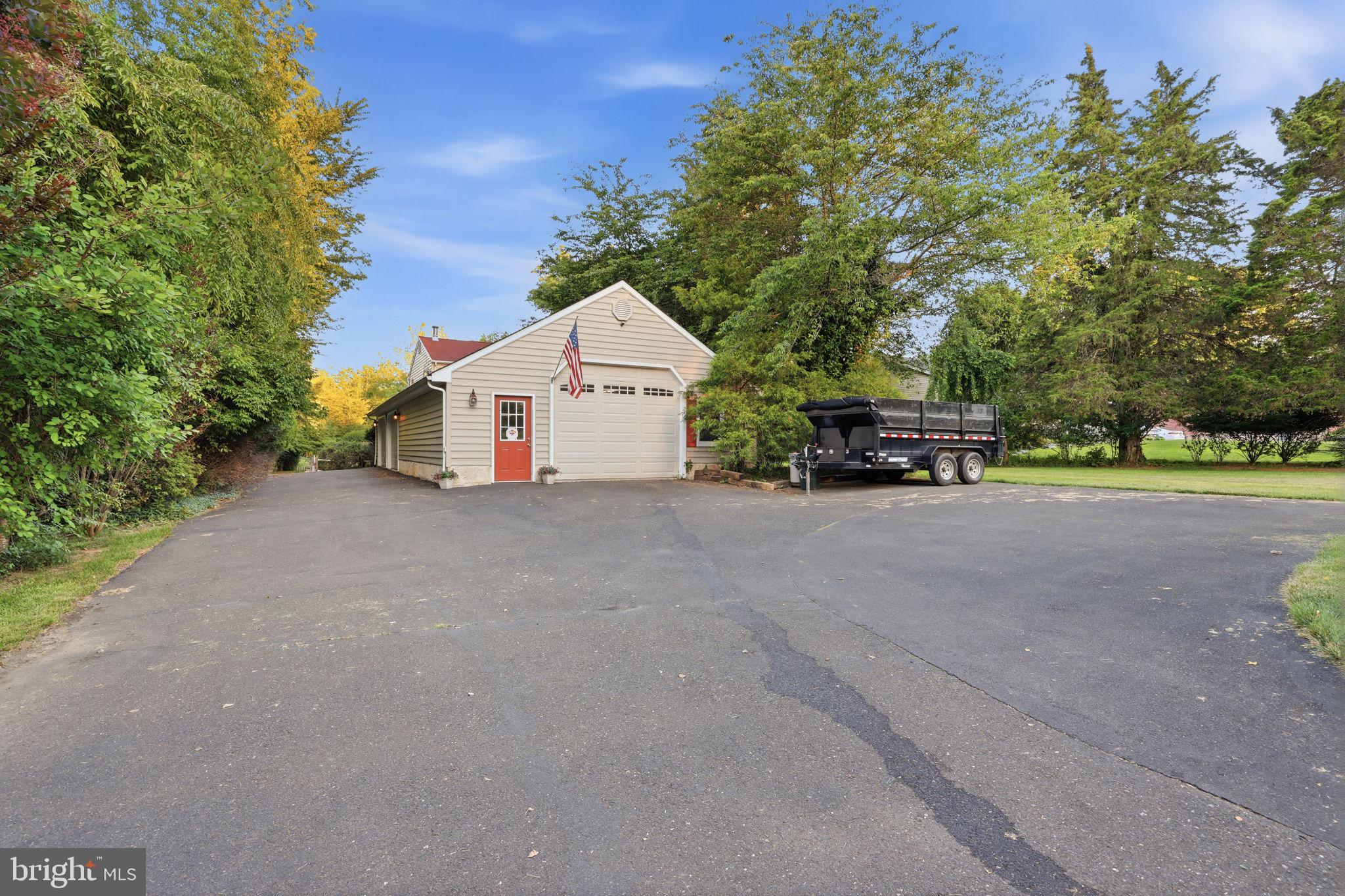 CASEY HILLS - Residential