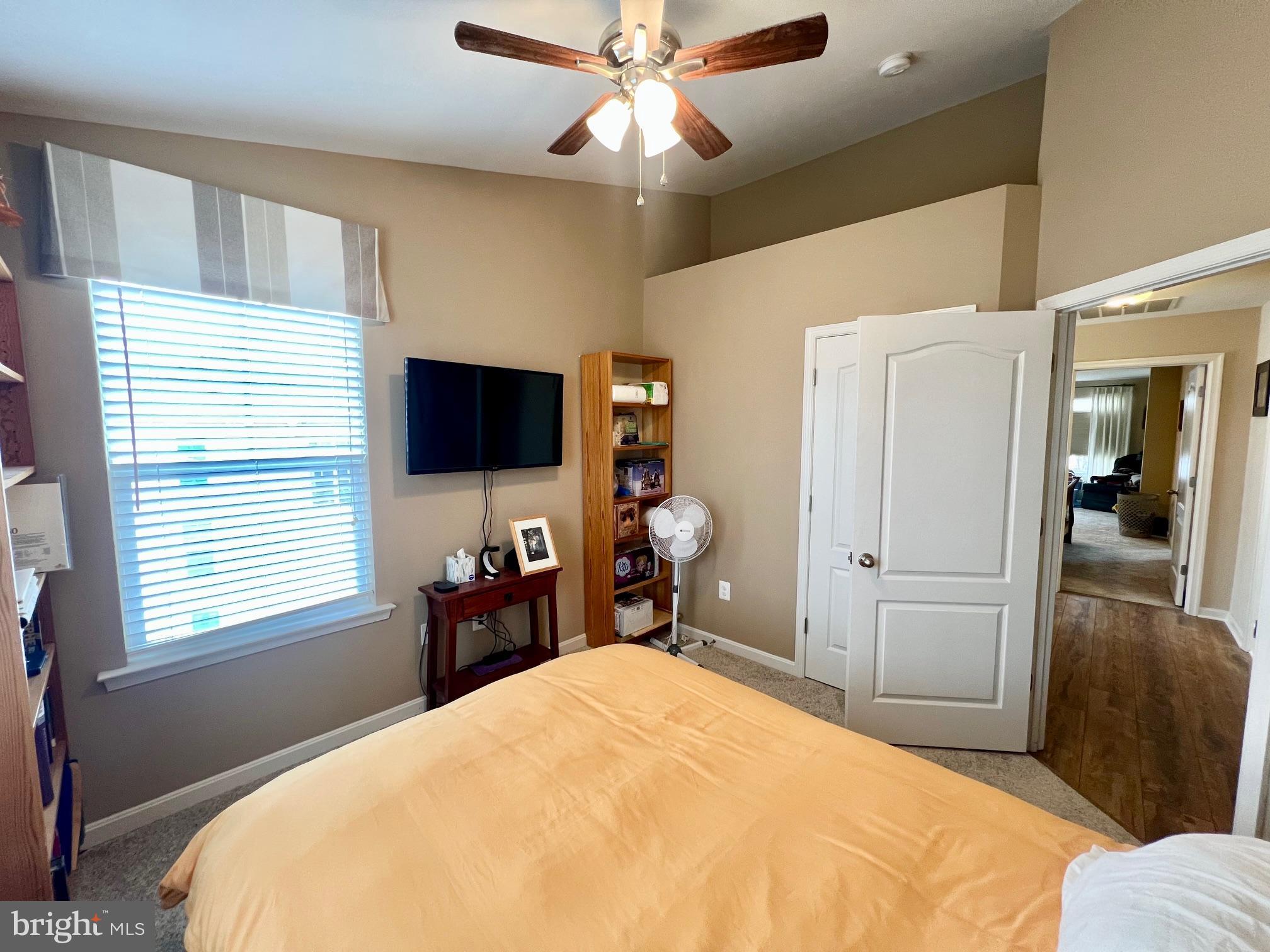 DEEP HARBOUR - Residential