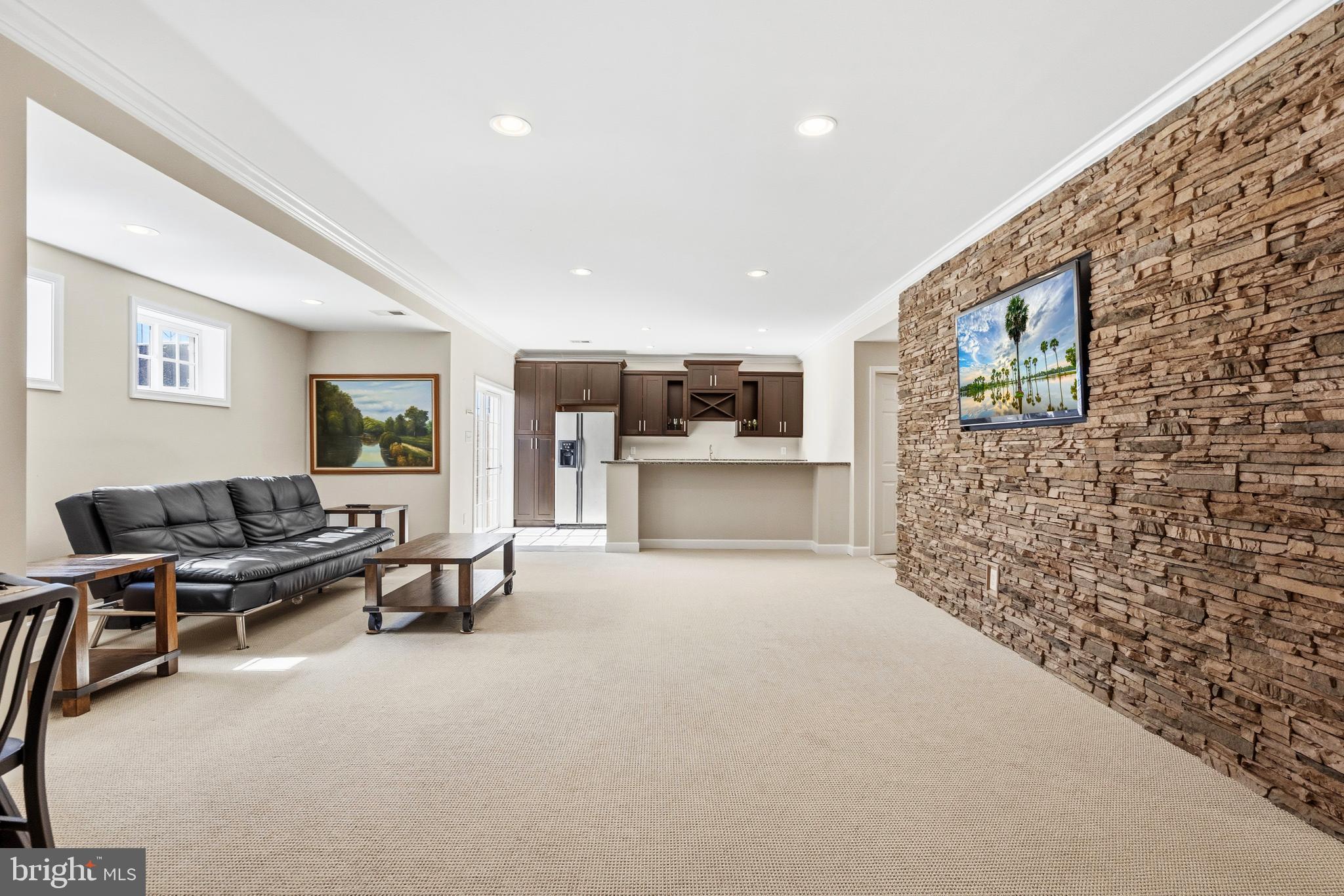 PORT POTOMAC - Residential
