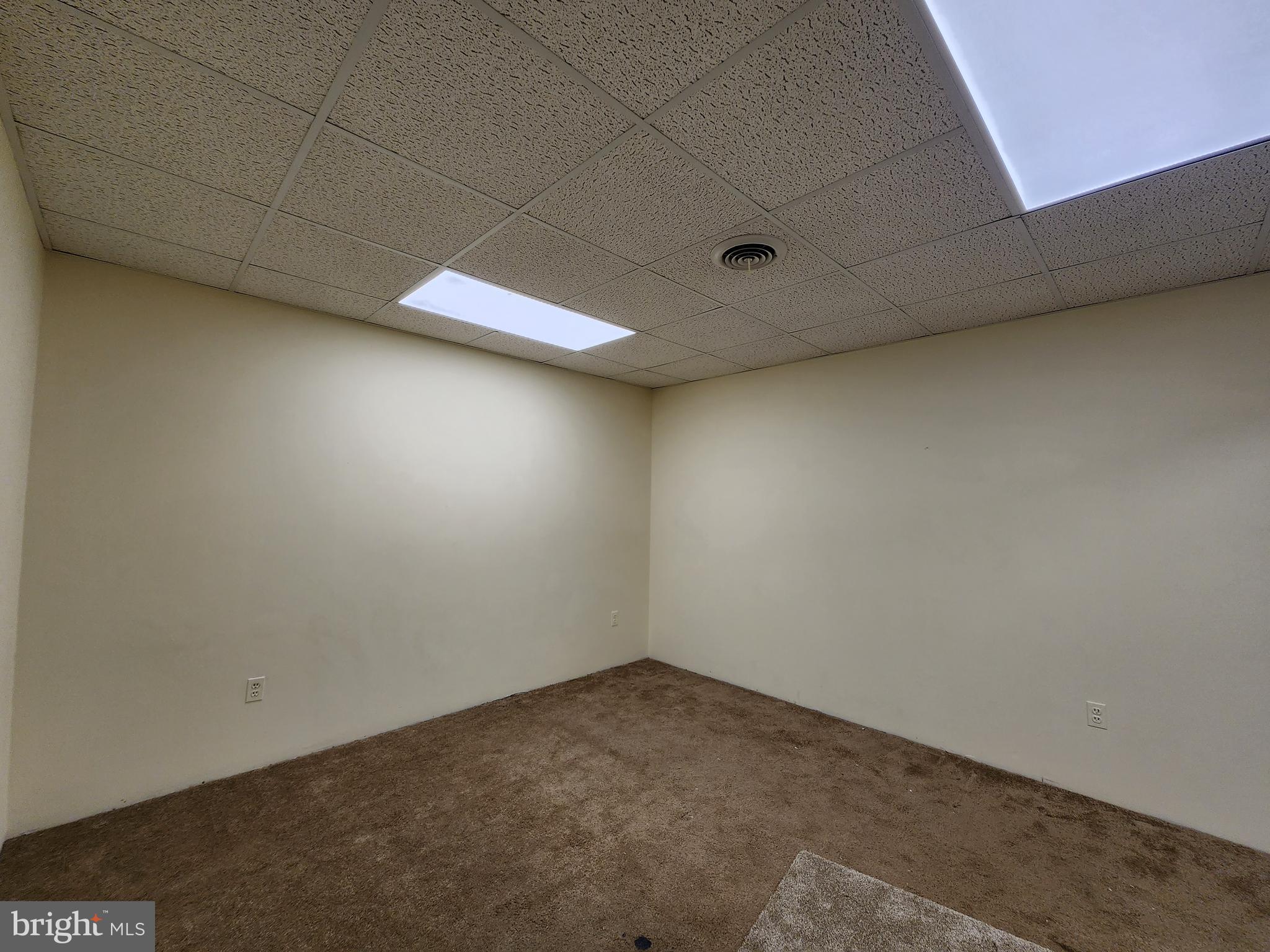 EDGEWOOD MEADOWS - Residential Lease