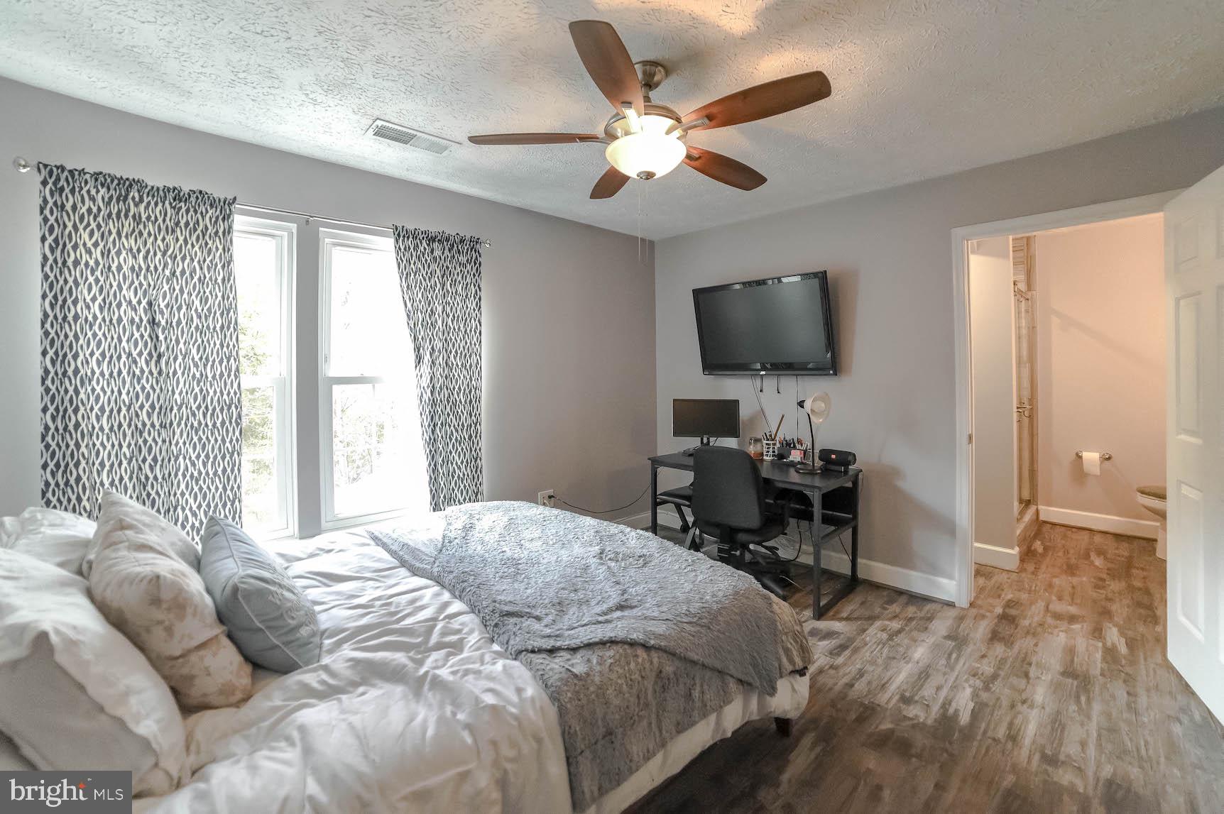 RICHFIELD STATION VILLAGE - Residential