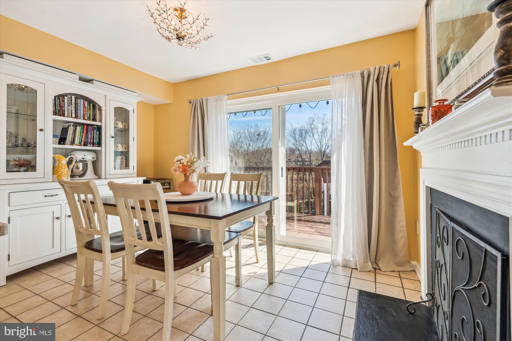 FAIR HILL - Residential