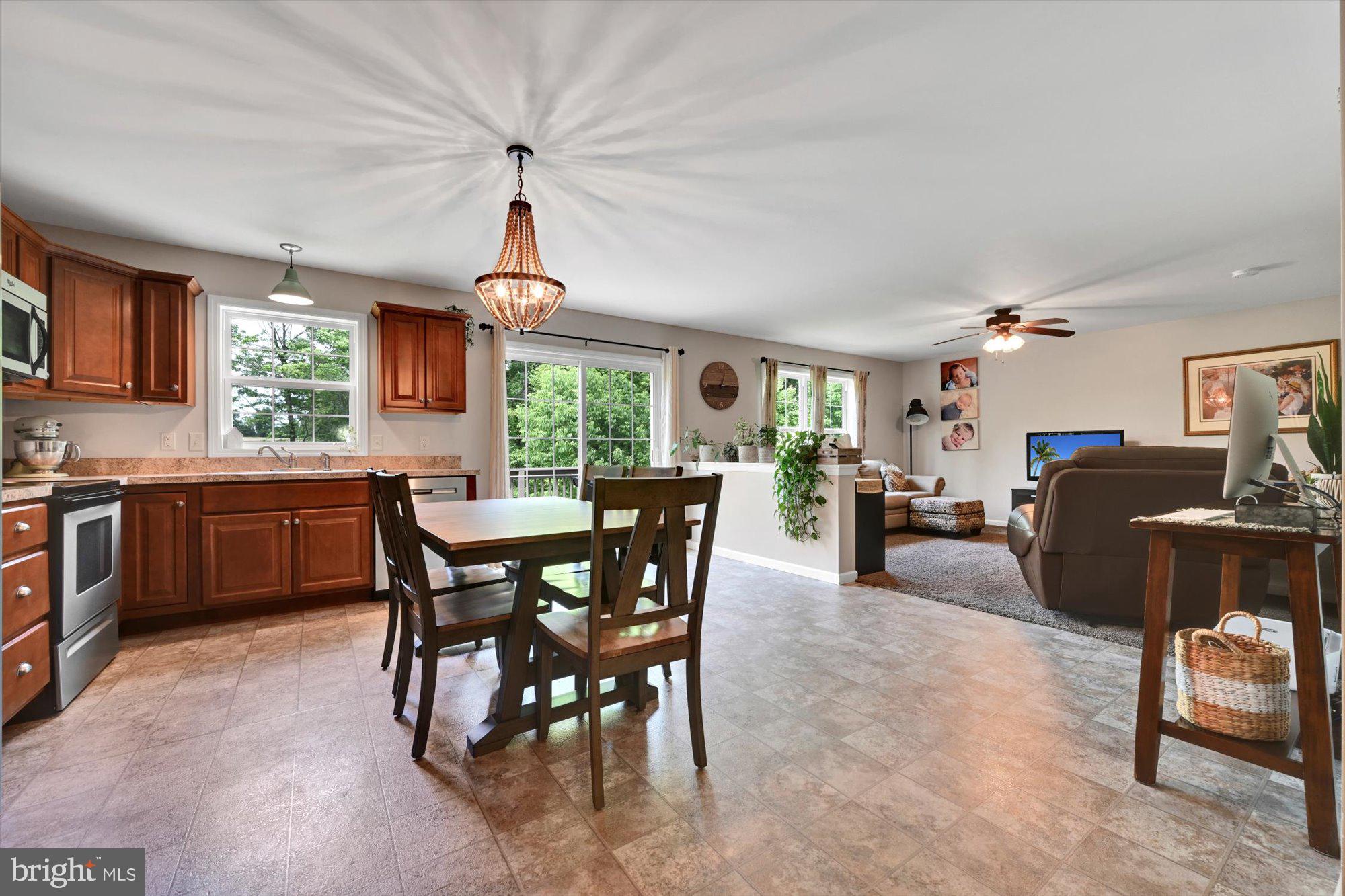 WILDFLOWER RIDGE - Residential