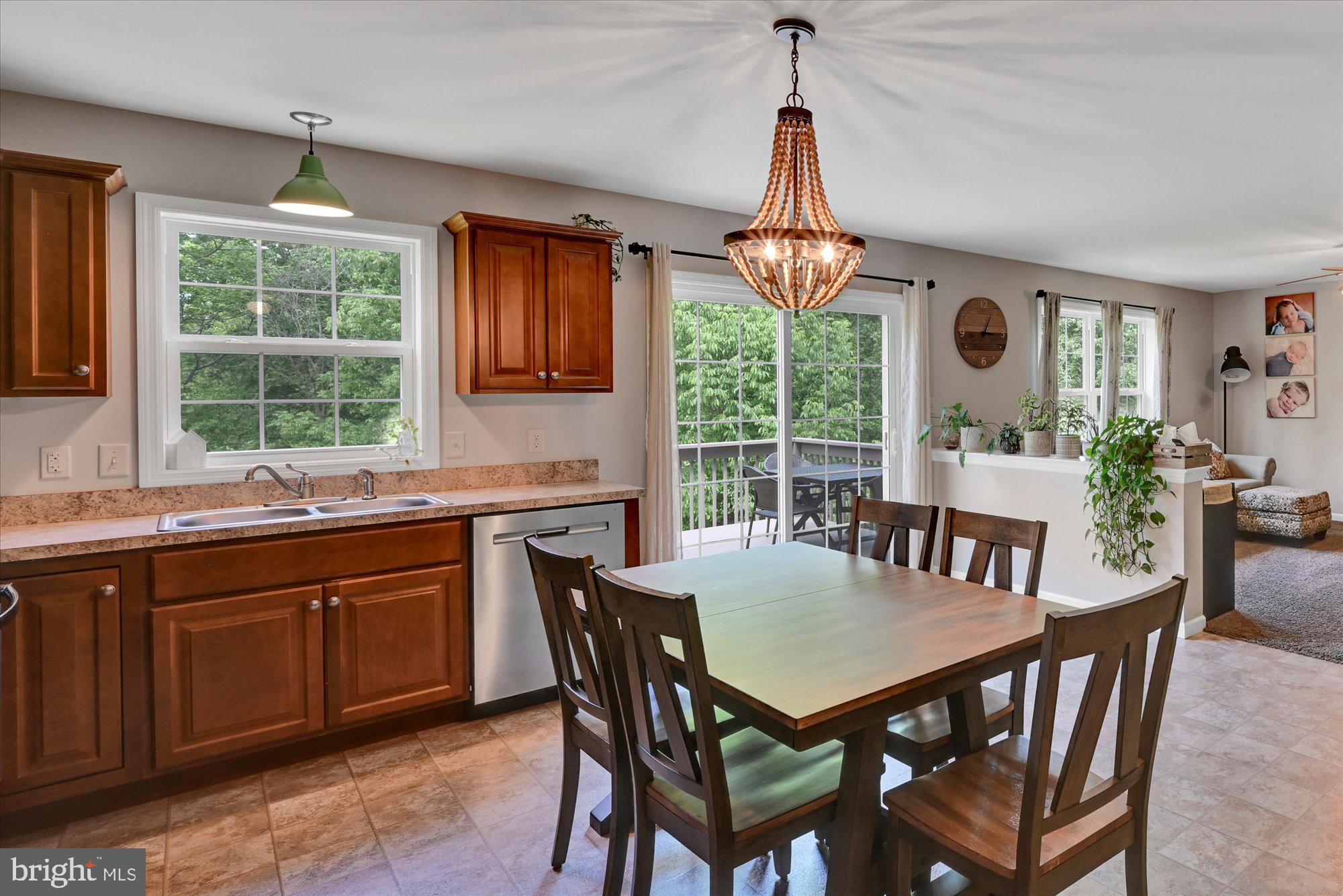 WILDFLOWER RIDGE - Residential