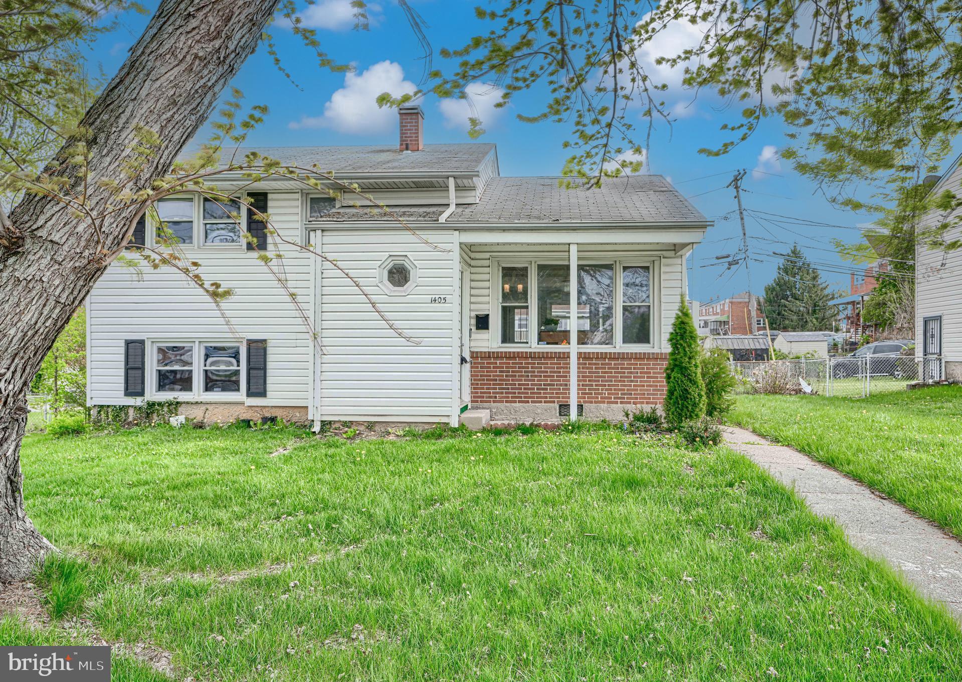 🔥 PRICE DROP — NOW $300,000! 🔥
Own a detached single-family home in Baltimore County for UNDER $300K! Conveniently located near Catonsville and Exit 70 (I-695), this well-maintained split-level home features 3 bedrooms, 1 bathroom, central A/C, a partially finished basement, private driveway, and spacious yard.

Perfect for first-time buyers or anyone looking for value, space, and commuter convenience with easy access to I-695, I-70, and Route 40!