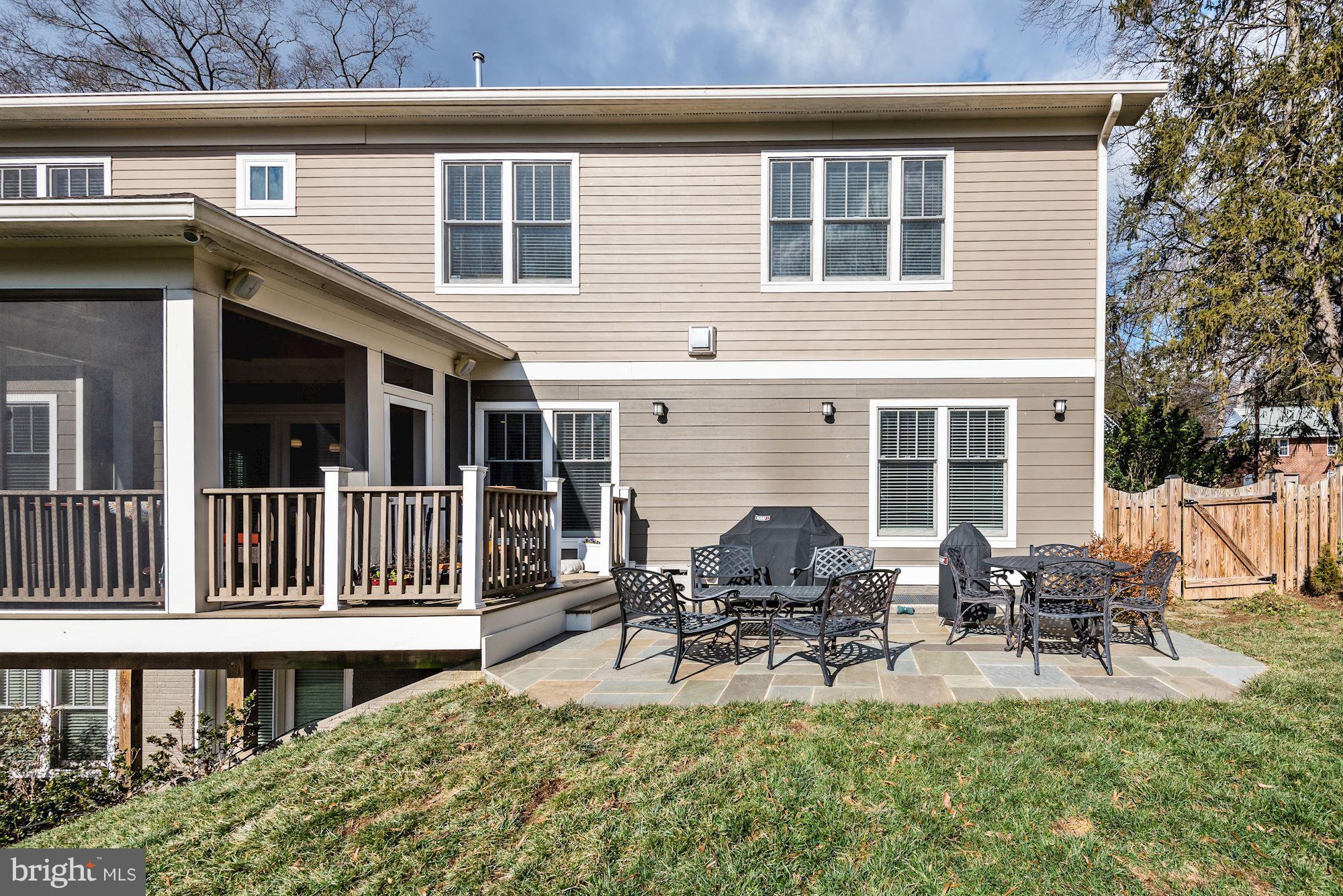 BROYHILL HILLS - Residential
