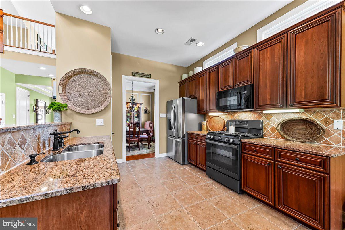 REGENCY AT PROVIDENC - Residential