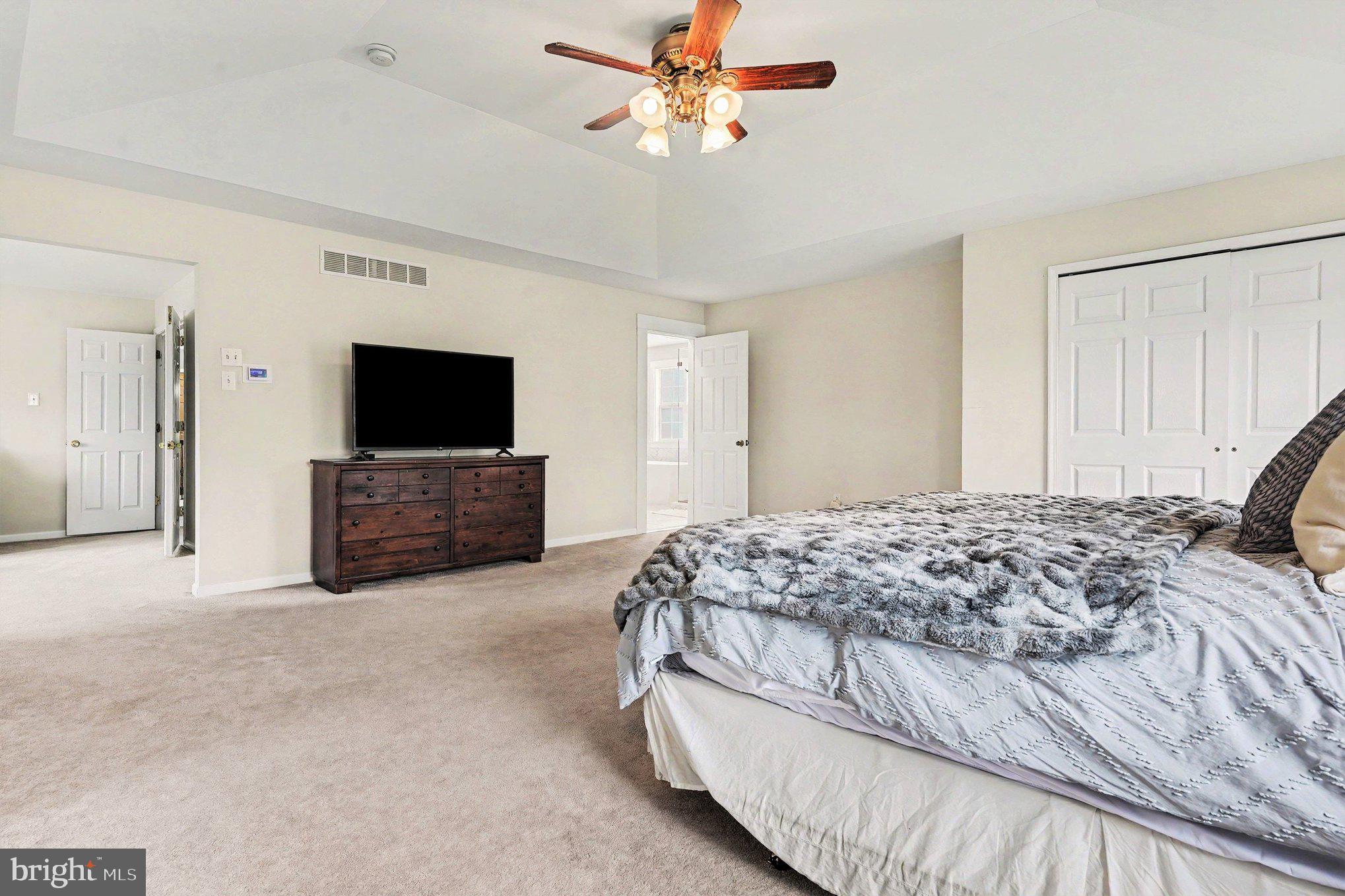 VALLEY GREEN - Residential