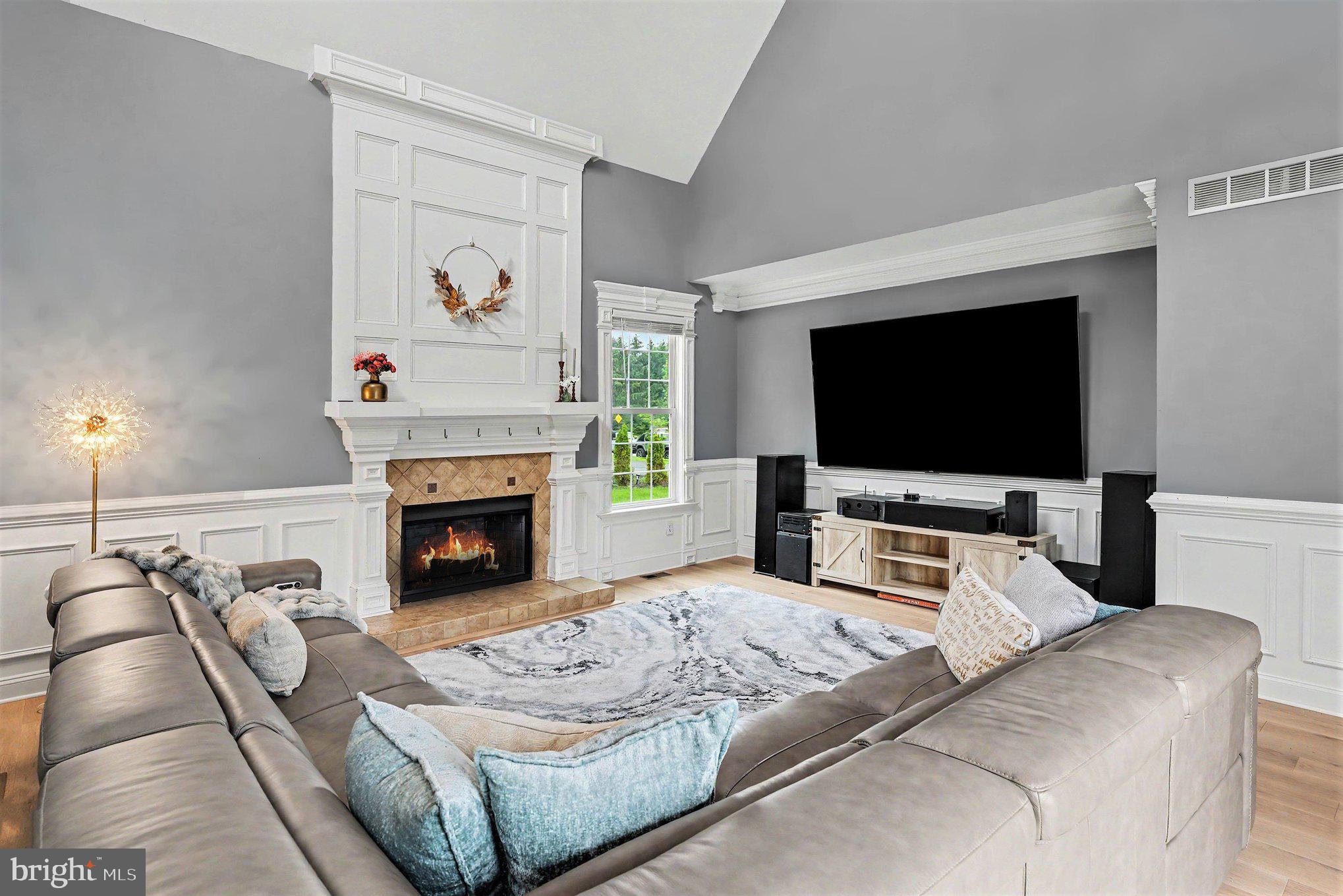 VALLEY GREEN - Residential