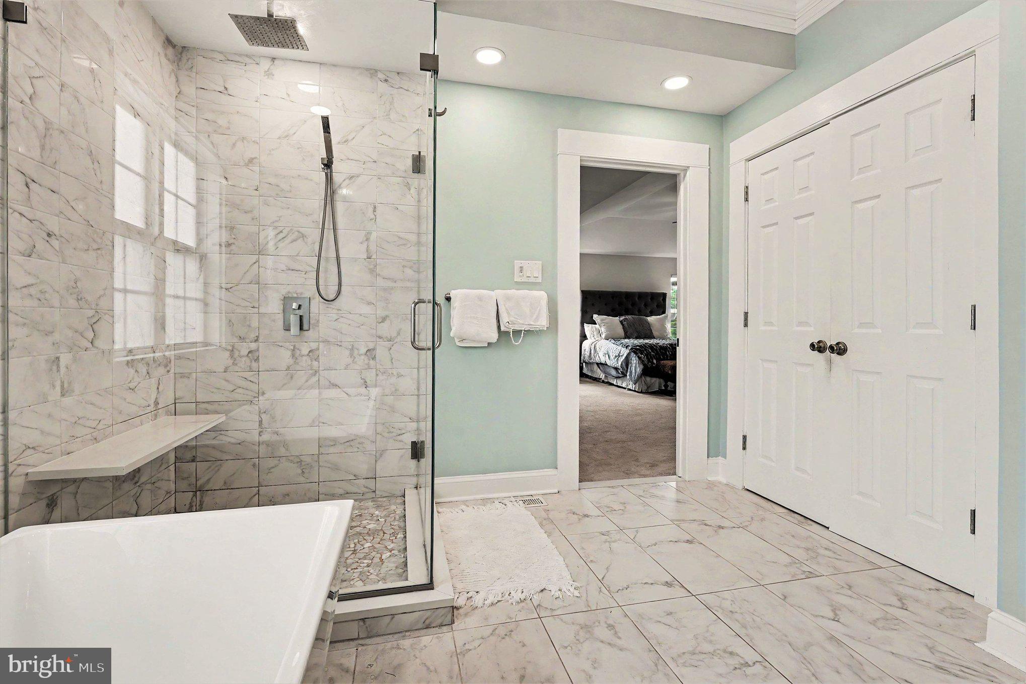 VALLEY GREEN - Residential