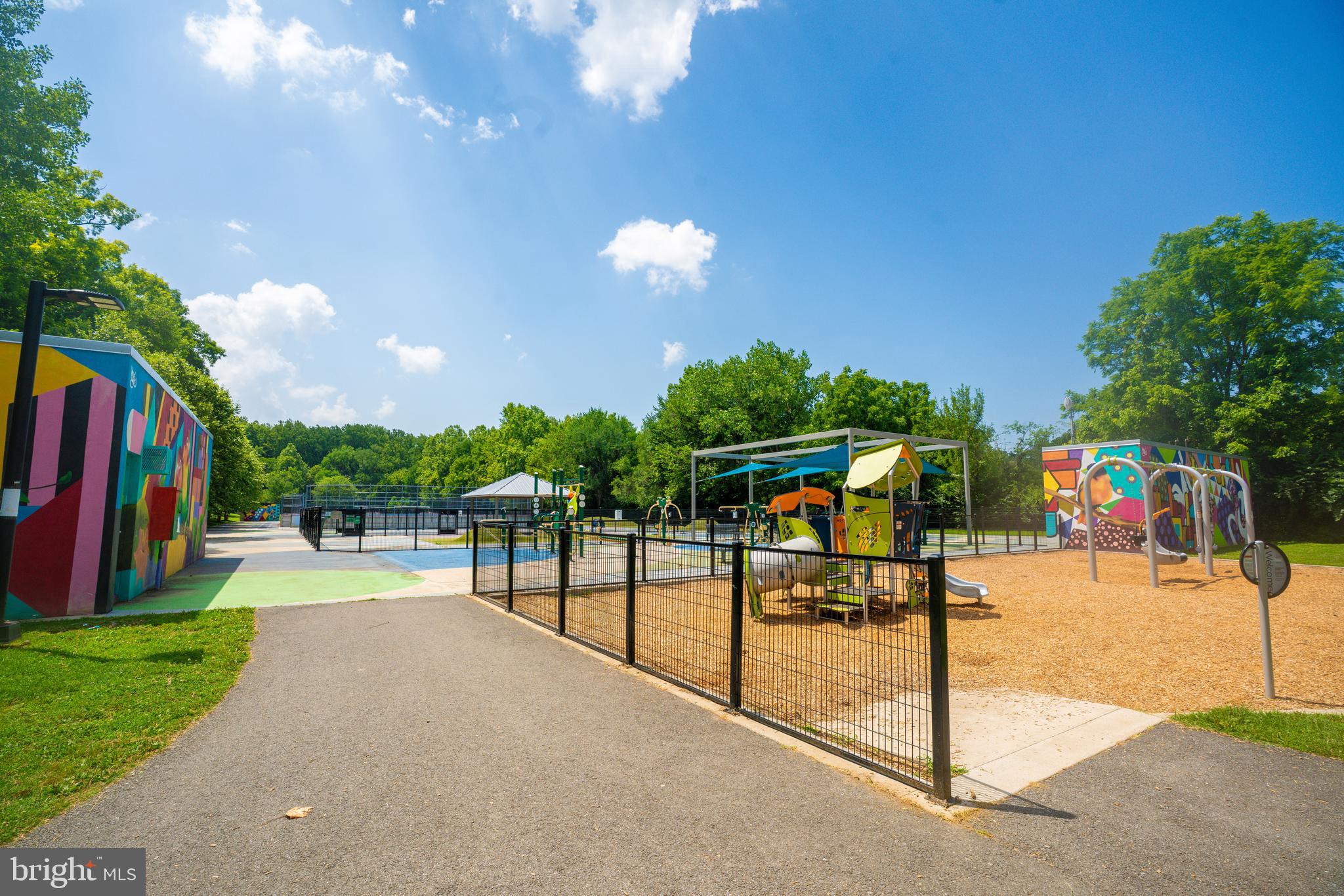 VEIRS MILL VILLAGE - Residential