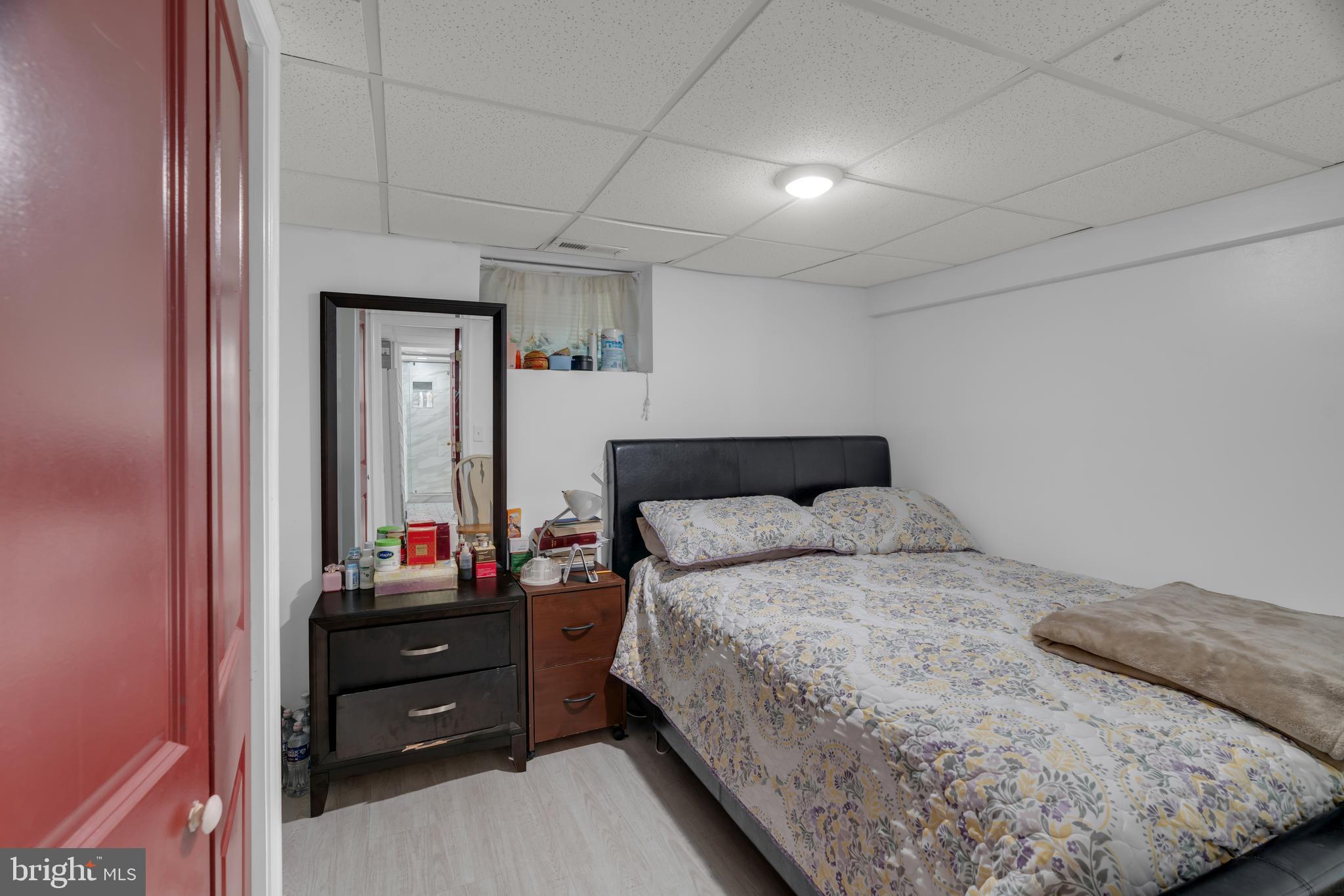 VEIRS MILL VILLAGE - Residential