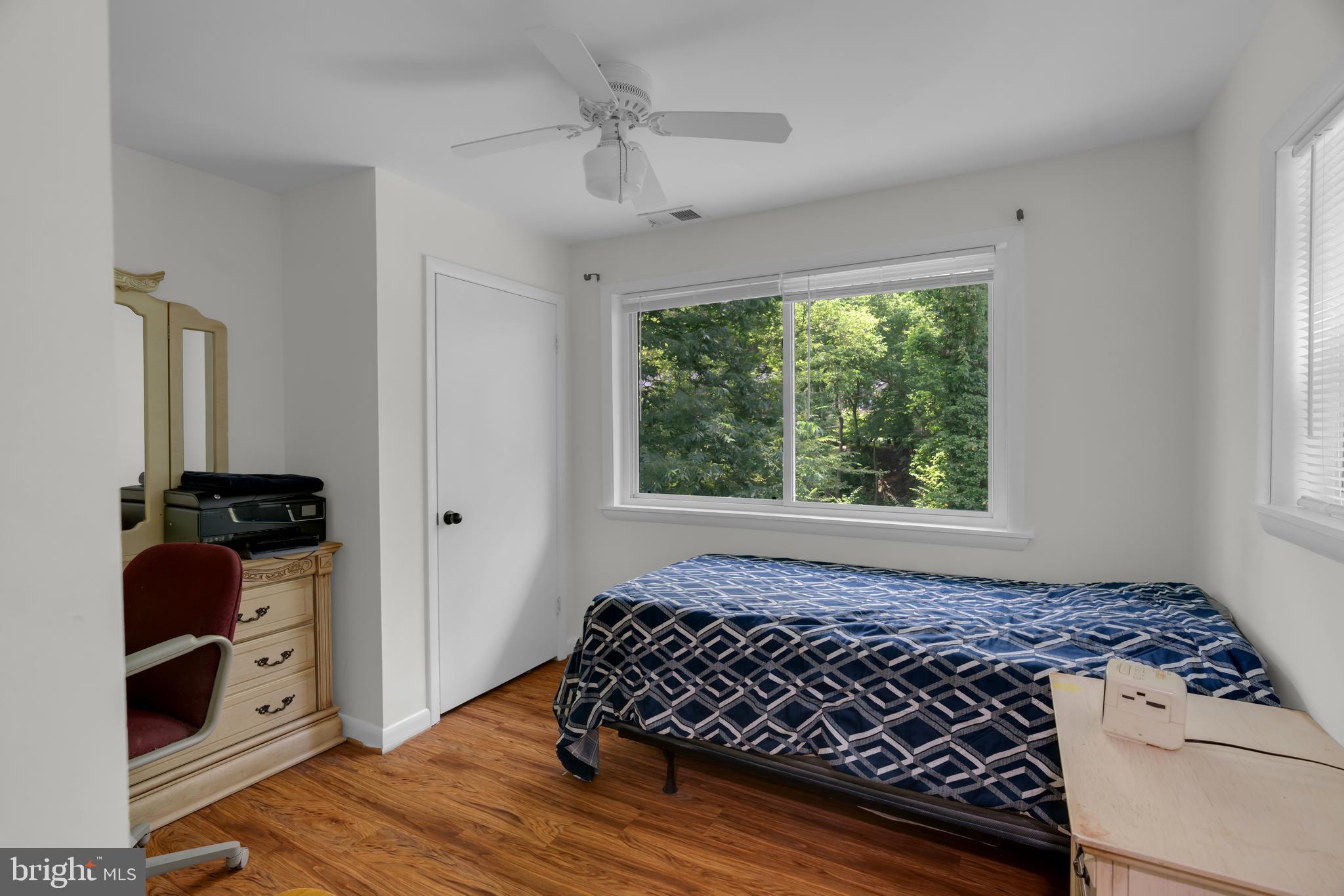 VEIRS MILL VILLAGE - Residential