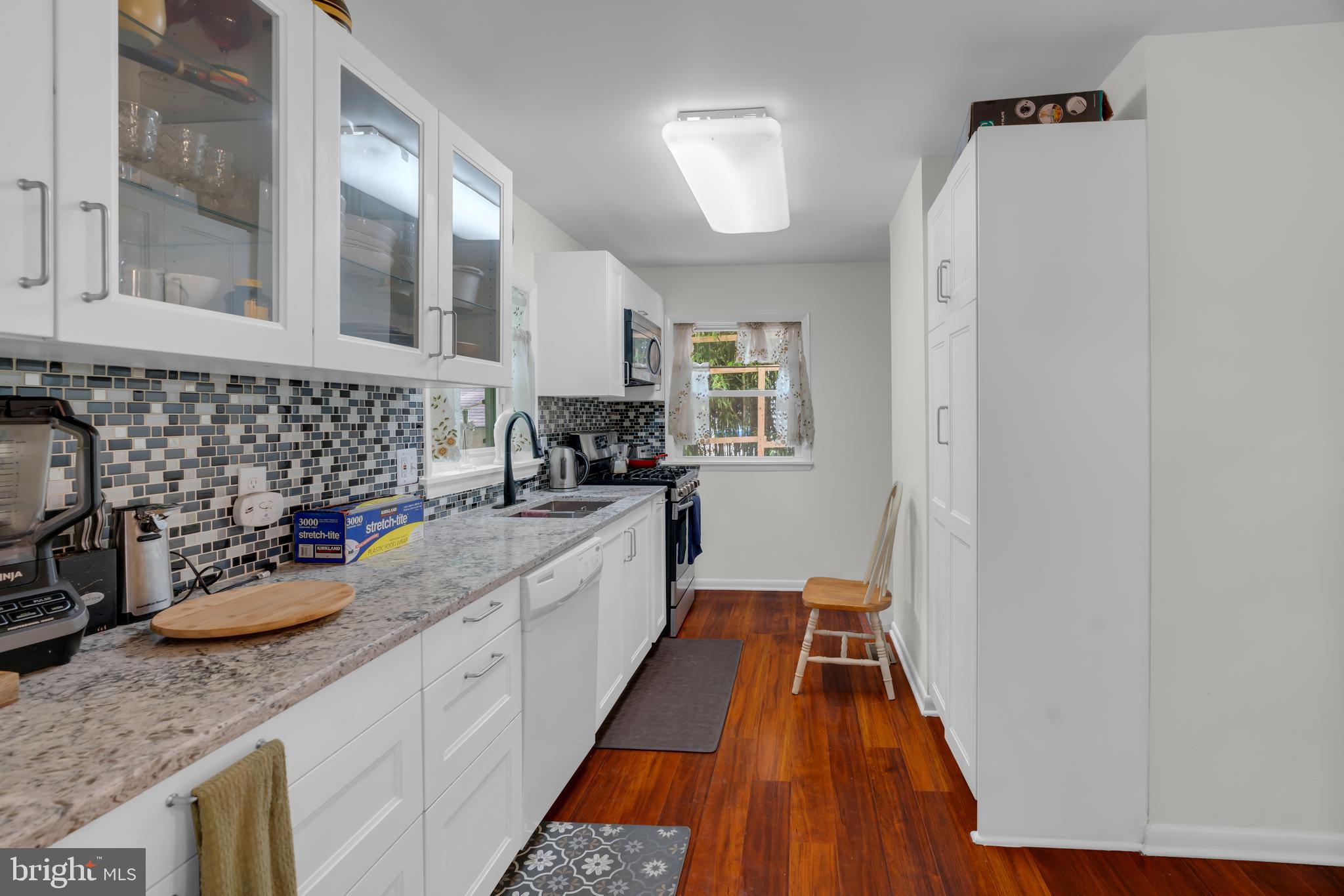 VEIRS MILL VILLAGE - Residential