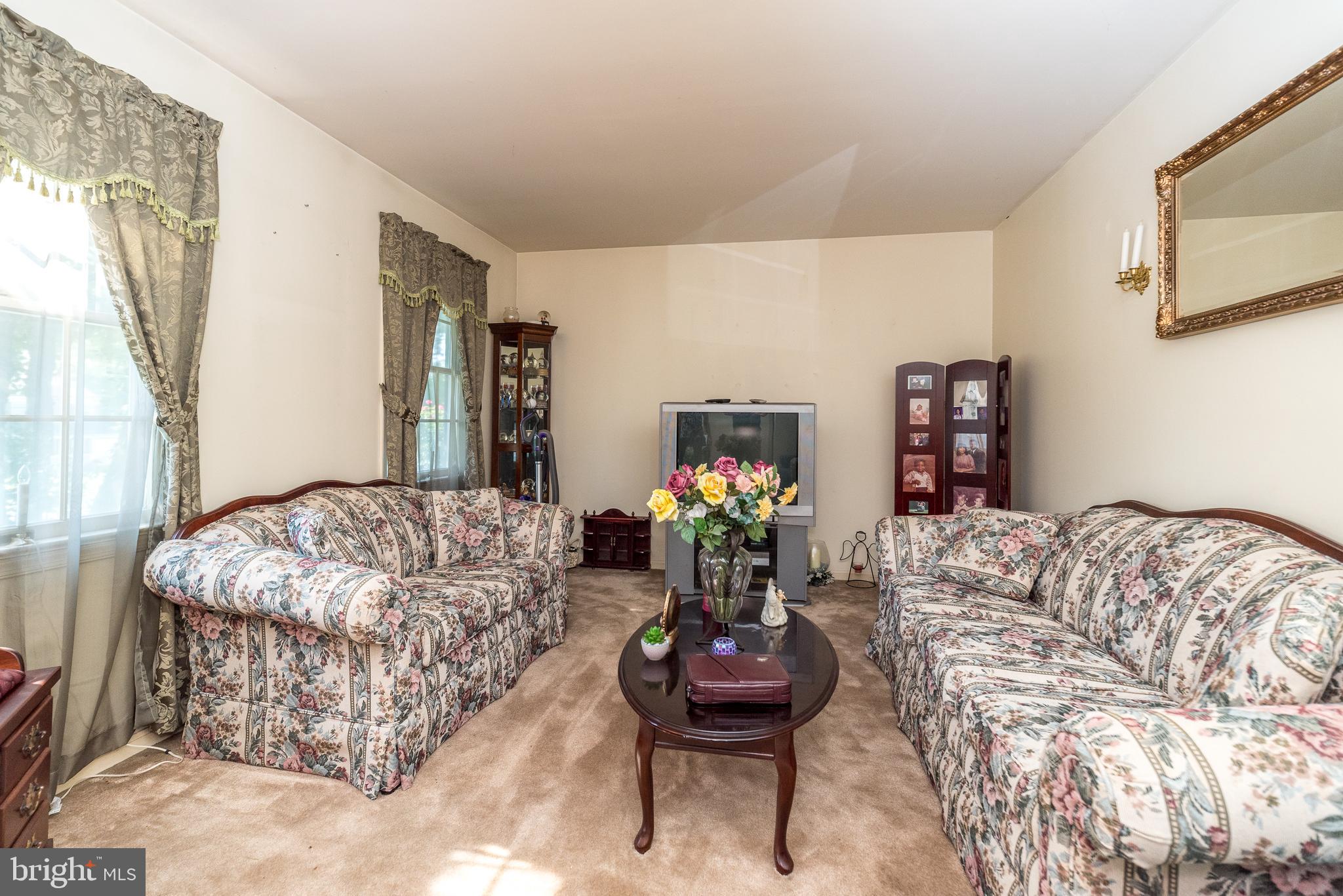 AMITY GARDENS - Residential