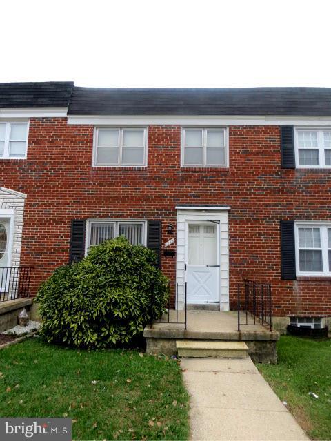 Multiple offers.  Seller is requesting H & B by 11 am...12/3/15.  Property is being sold "as is".  Purchaser to verify real estate taxes/HOA/ground rent - seller will not redeem ground rent.  Buyer pays all transfer/docs/recordation @ settlement.  Property needs complete rehab, but has great potential.  Cash or 203k offers only.  Use Blue Link for showing instructions.