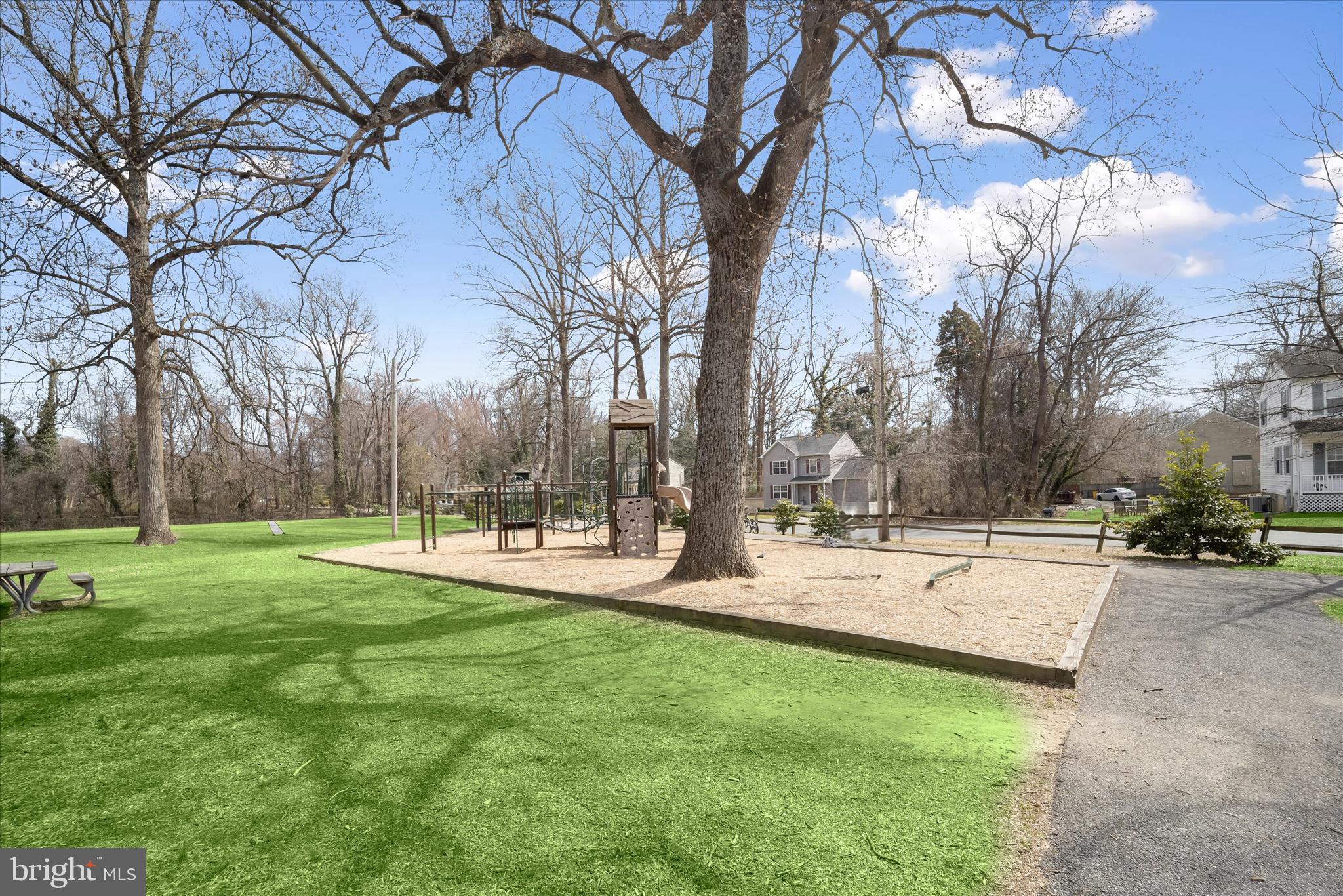 HERALD HARBOR - Residential