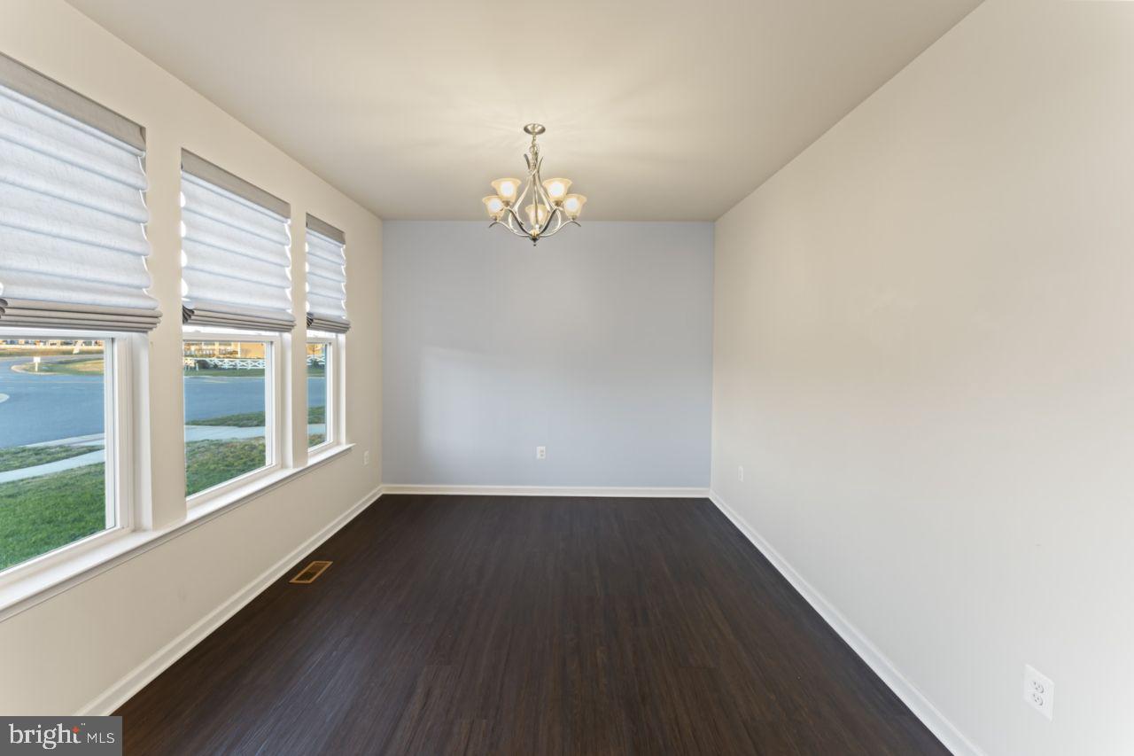 NEW POST ON THE RAPPAHANNOCK - Residential