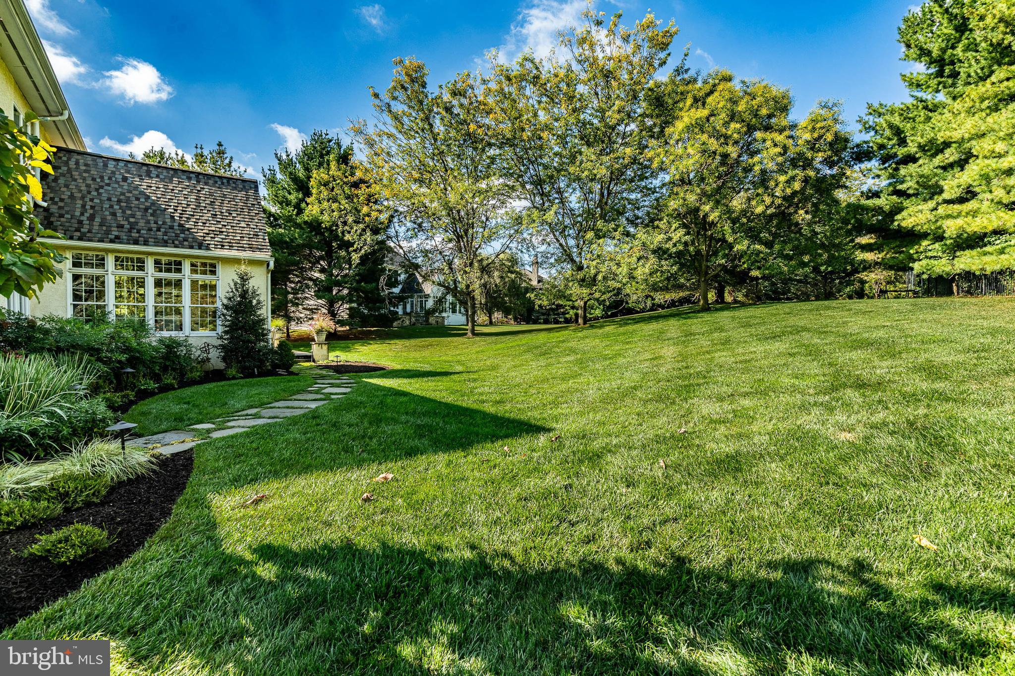 WHITEGATE - Residential