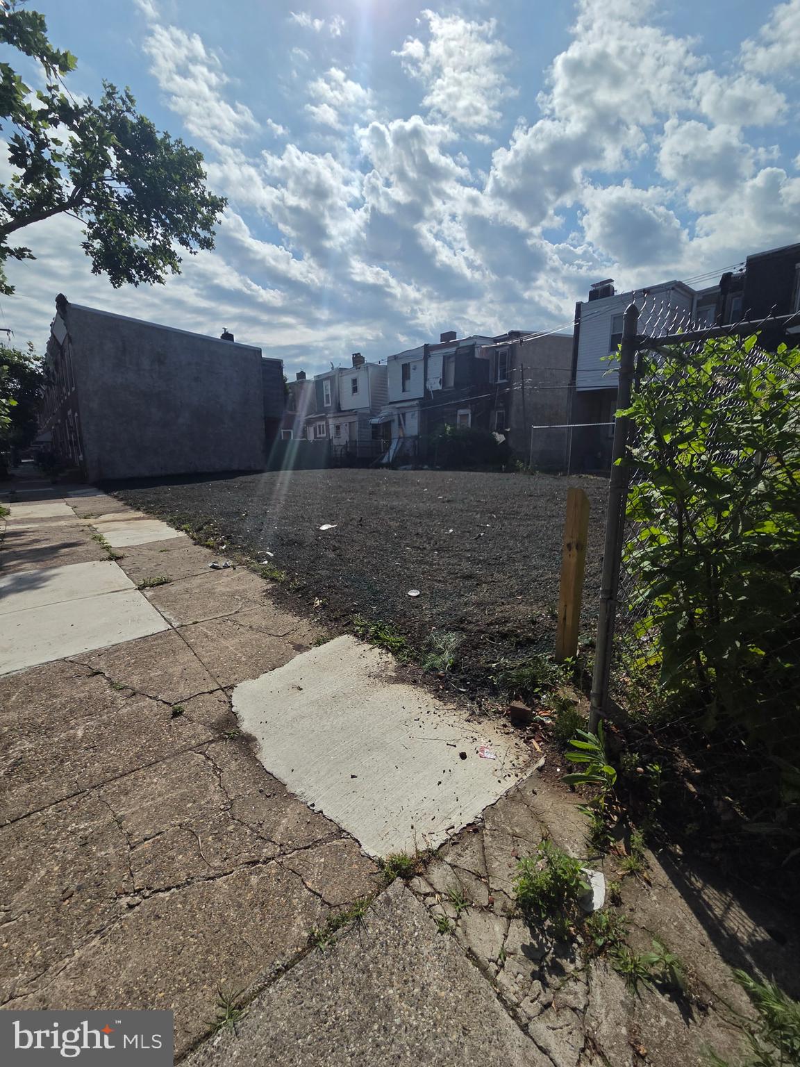 NICETOWN - Land