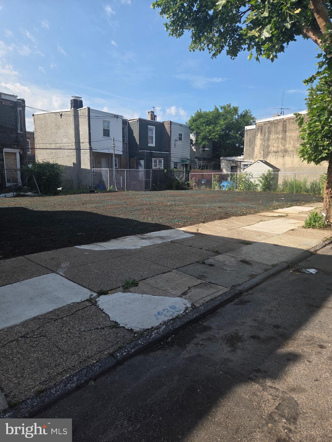 NICETOWN - Land