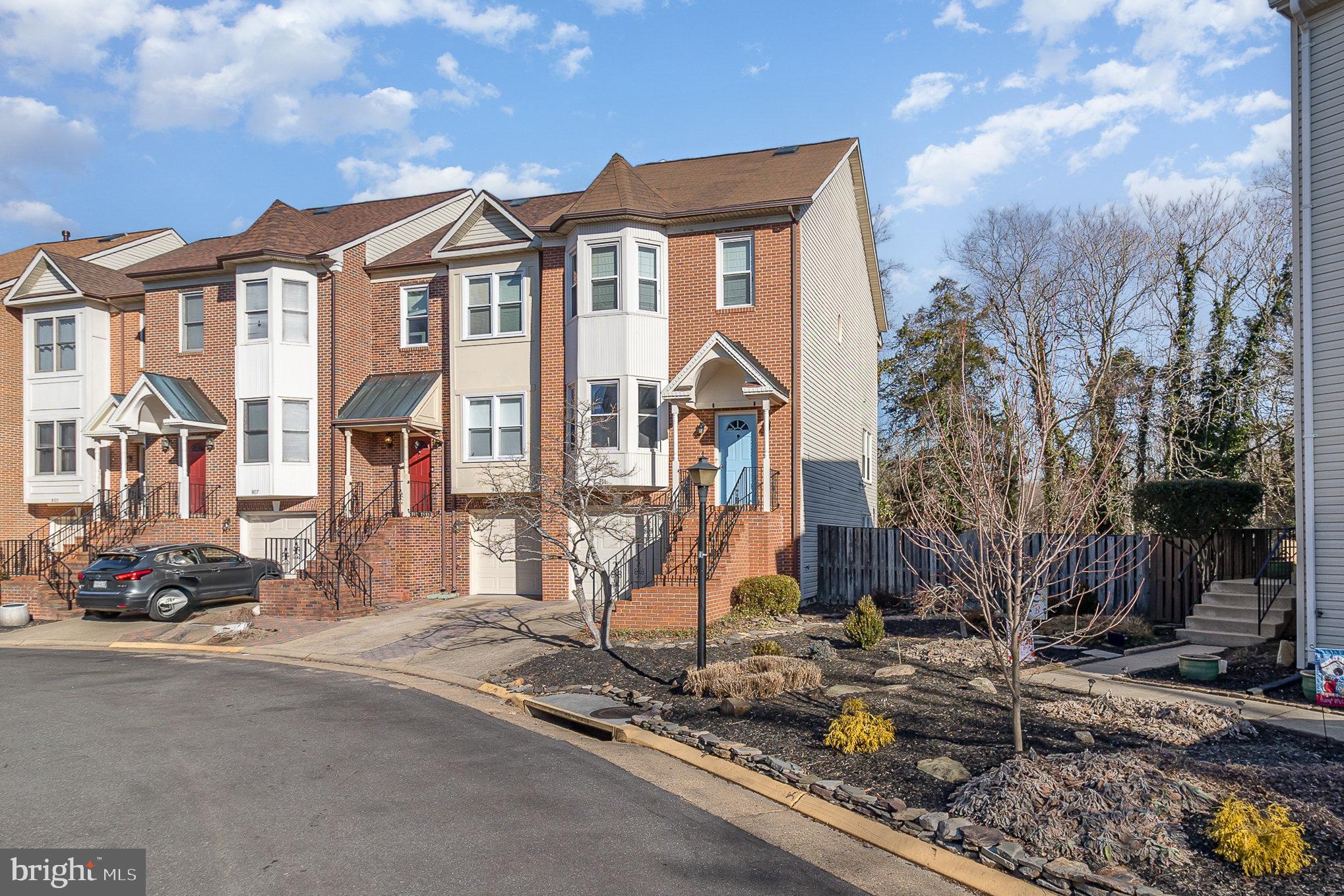 CHATHAM LANDING - Residential