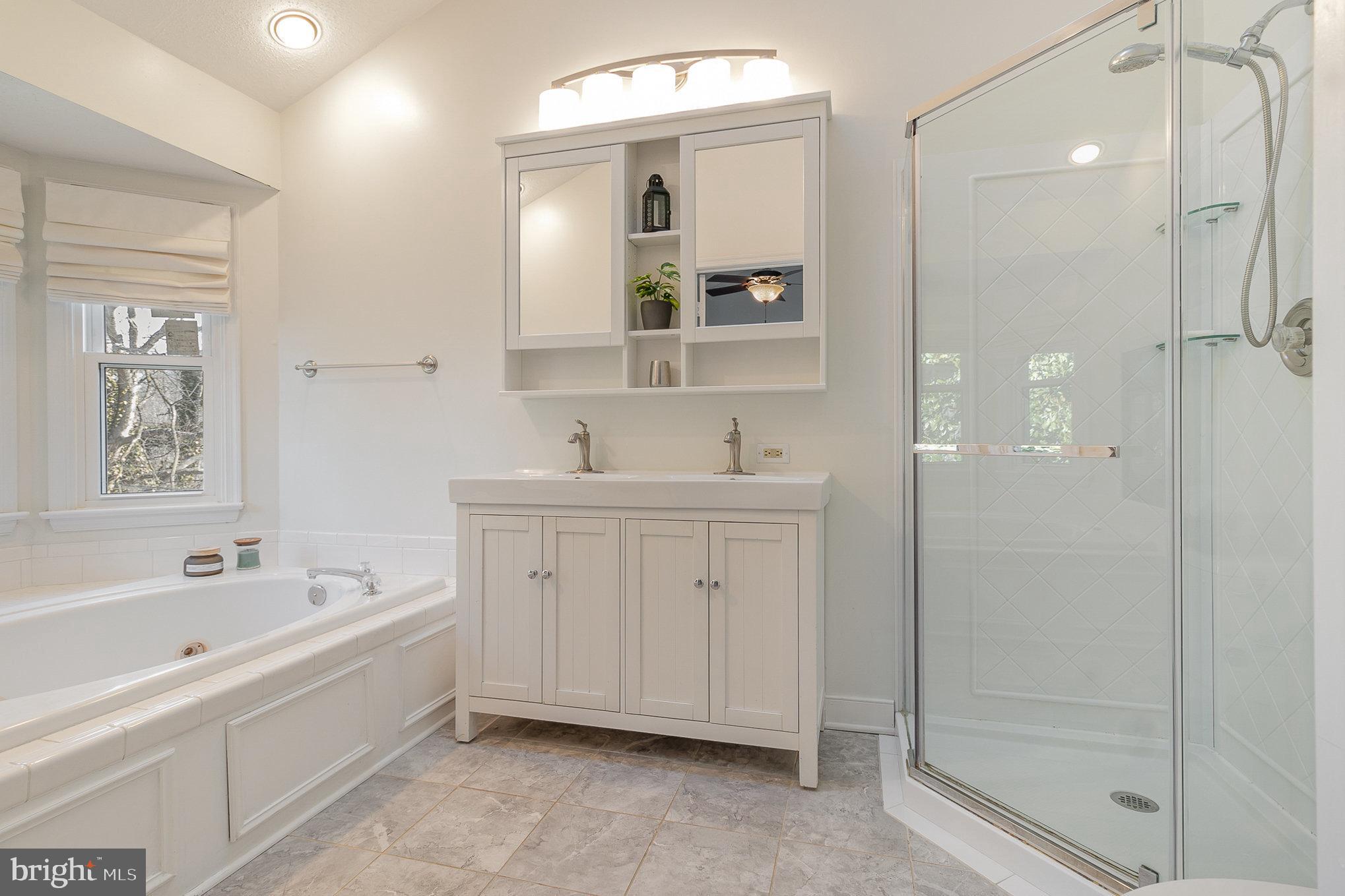 CHATHAM LANDING - Residential