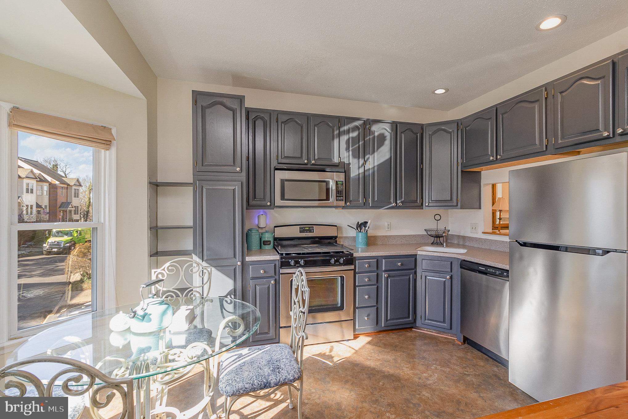 CHATHAM LANDING - Residential