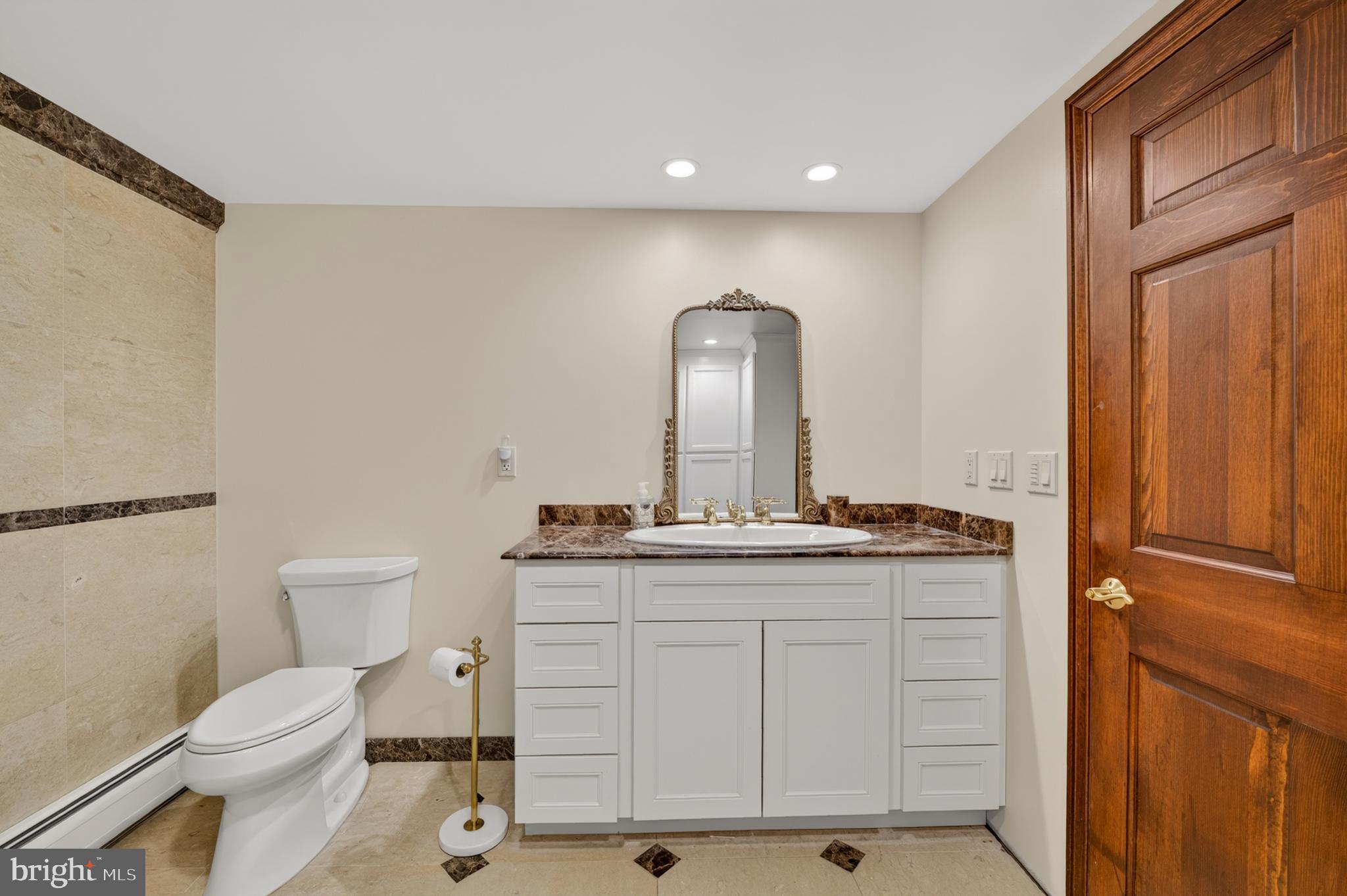 EDGEBORO - Residential