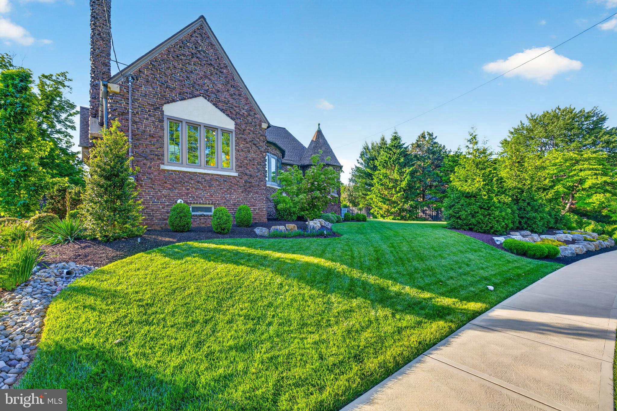 EDGEBORO - Residential