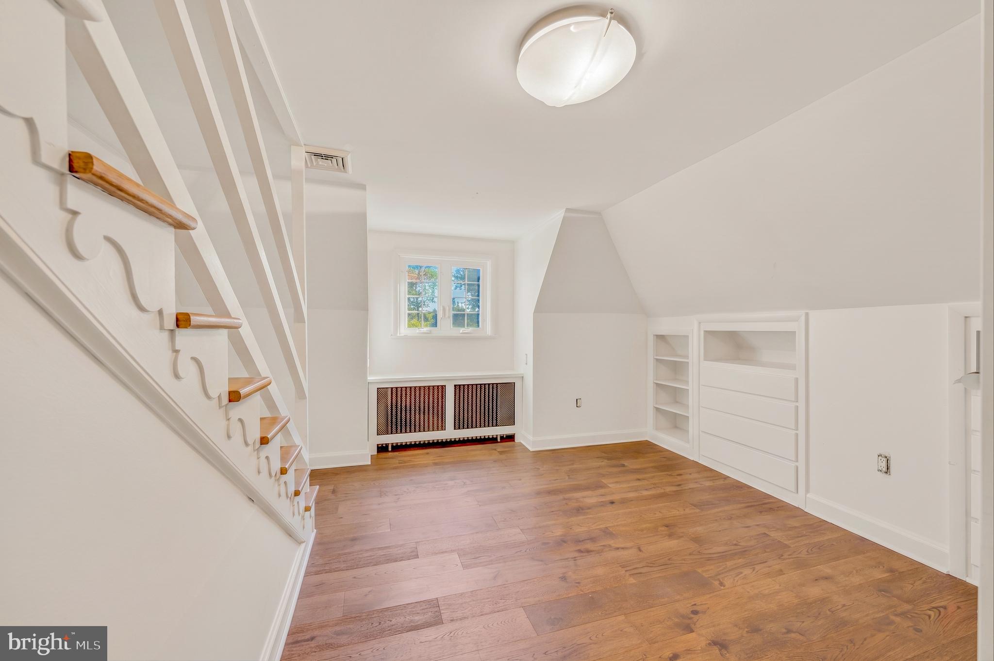 EDGEBORO - Residential