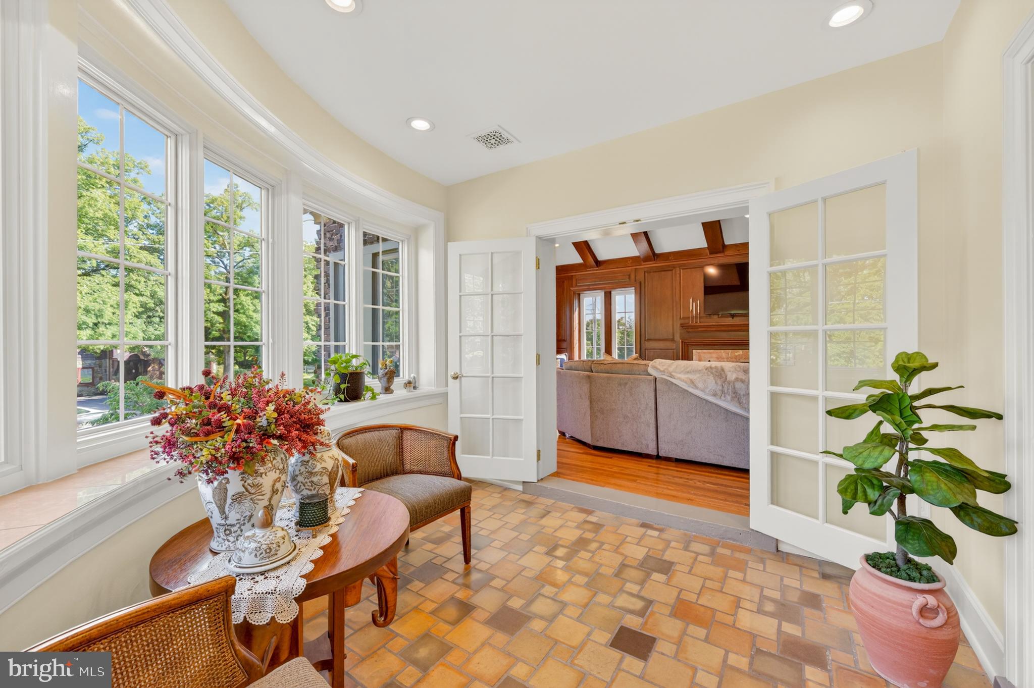 EDGEBORO - Residential
