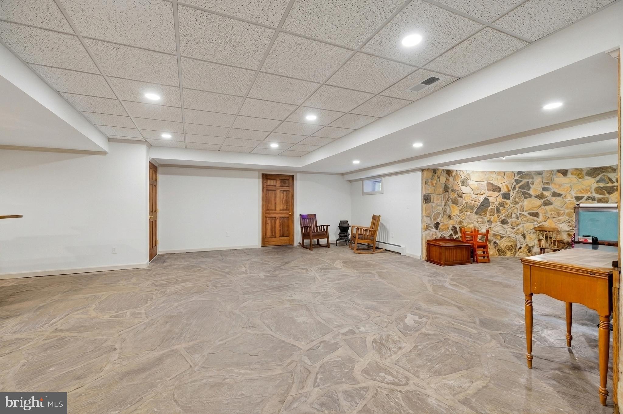 EDGEBORO - Residential