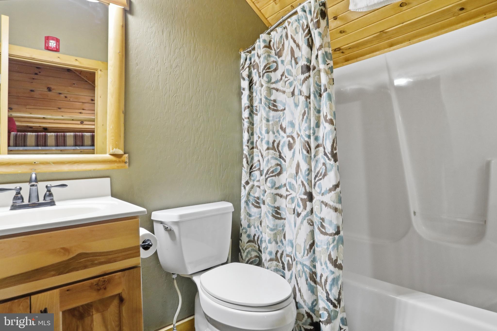 THE LODGES AT SUNSET VILLAGE - Residential