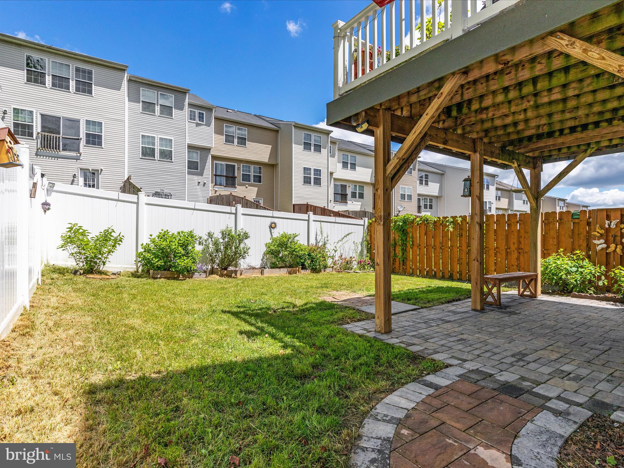STONEBROOK VILLAGE - Residential