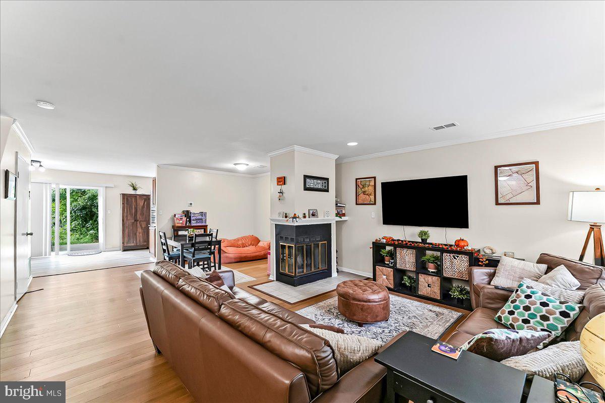 QUAIL CROSSING - Residential