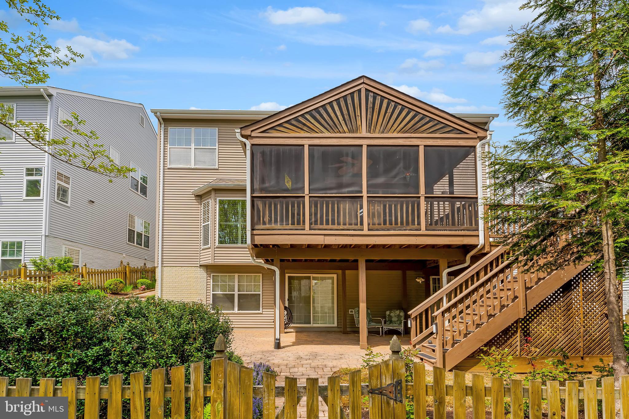 SOUTHLAKE AT MONTCLAIR - Residential