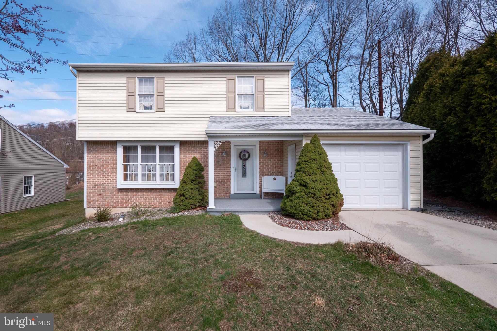 YORKTOWNE - Residential