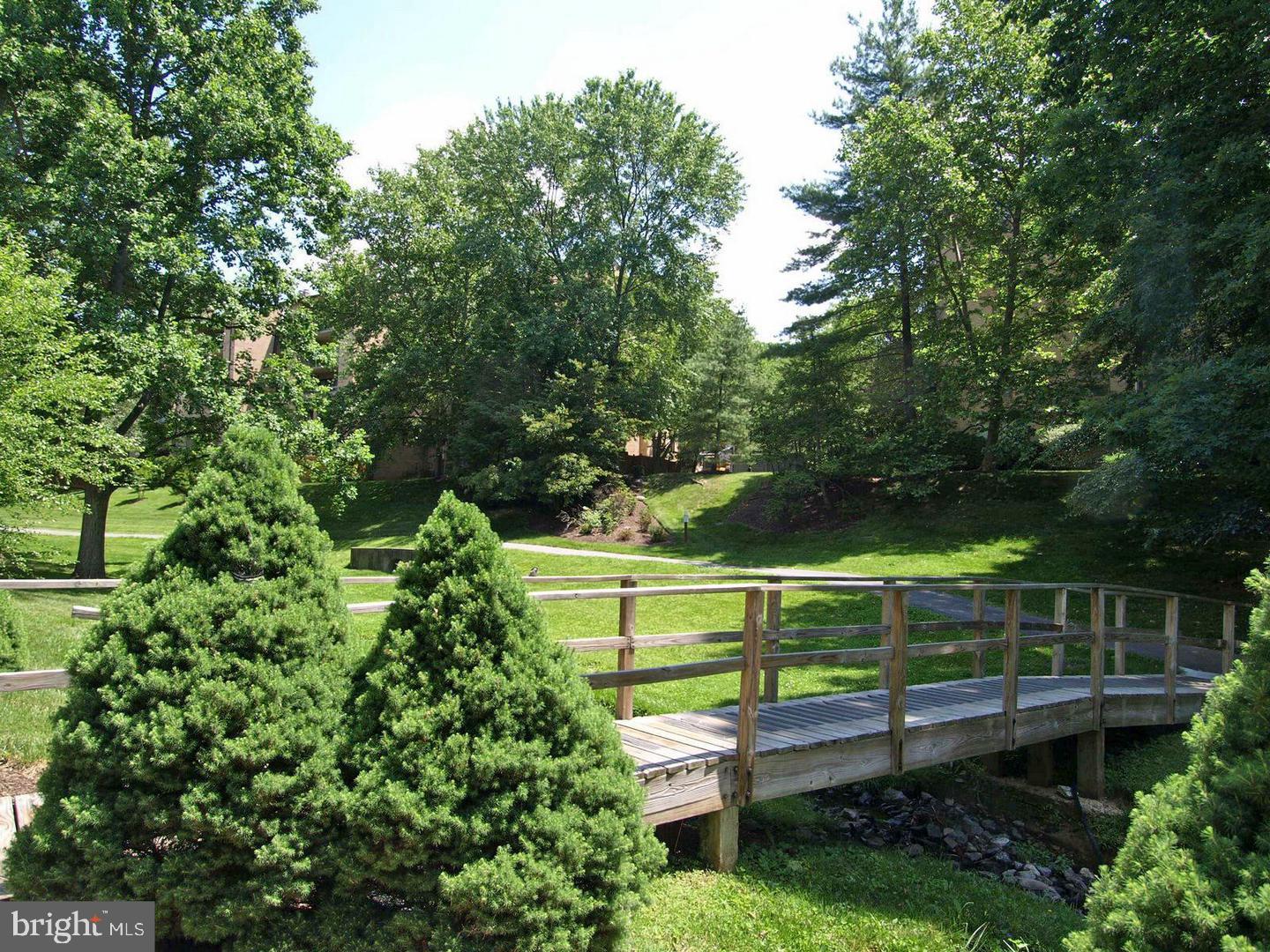 GEORGETOWN VILLAGE - Residential