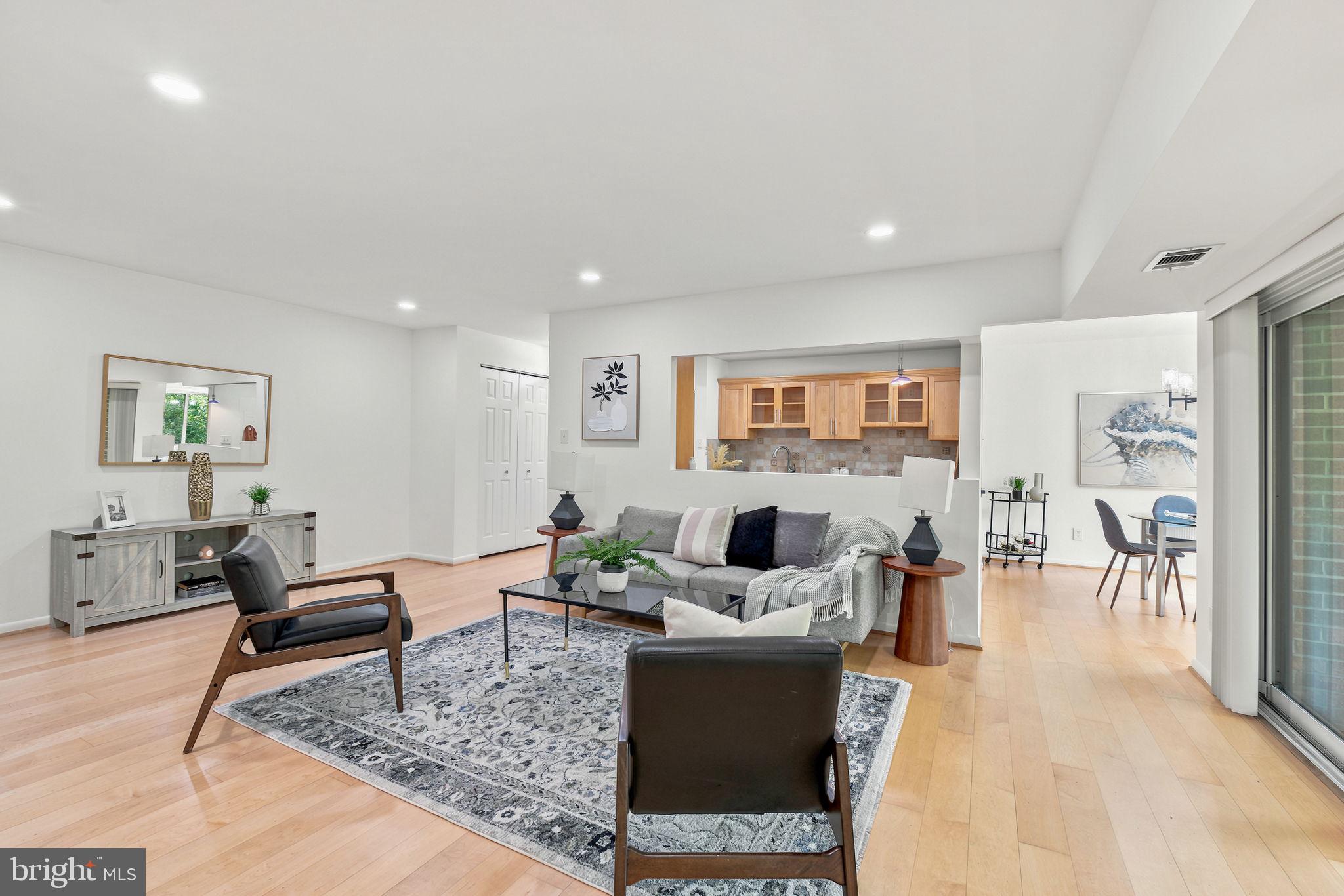 GEORGETOWN VILLAGE - Residential
