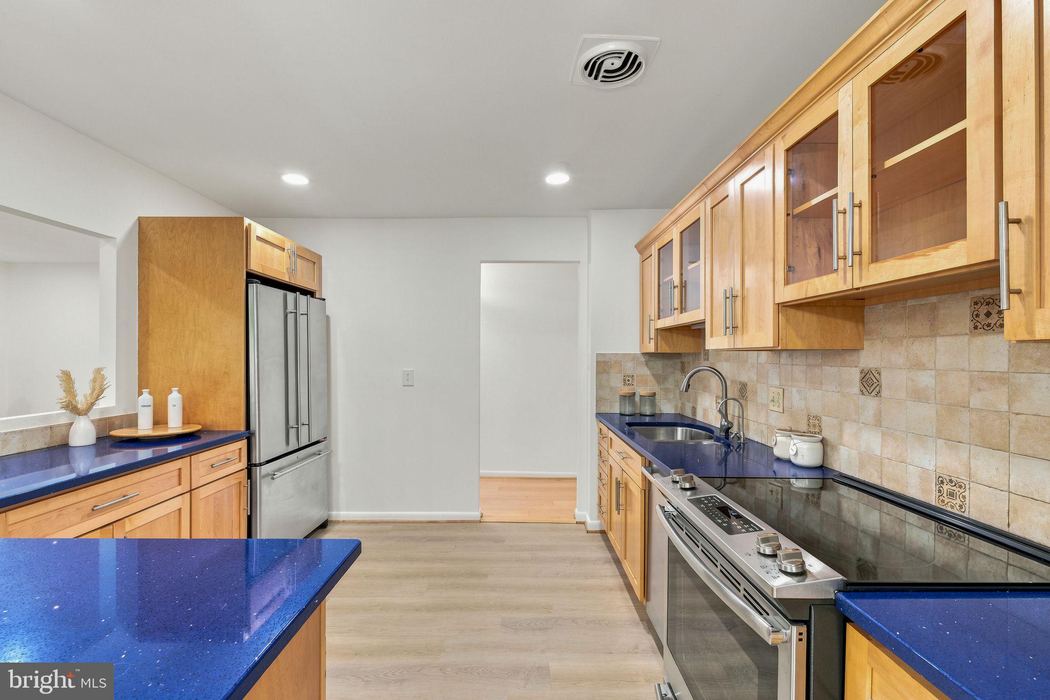 GEORGETOWN VILLAGE - Residential