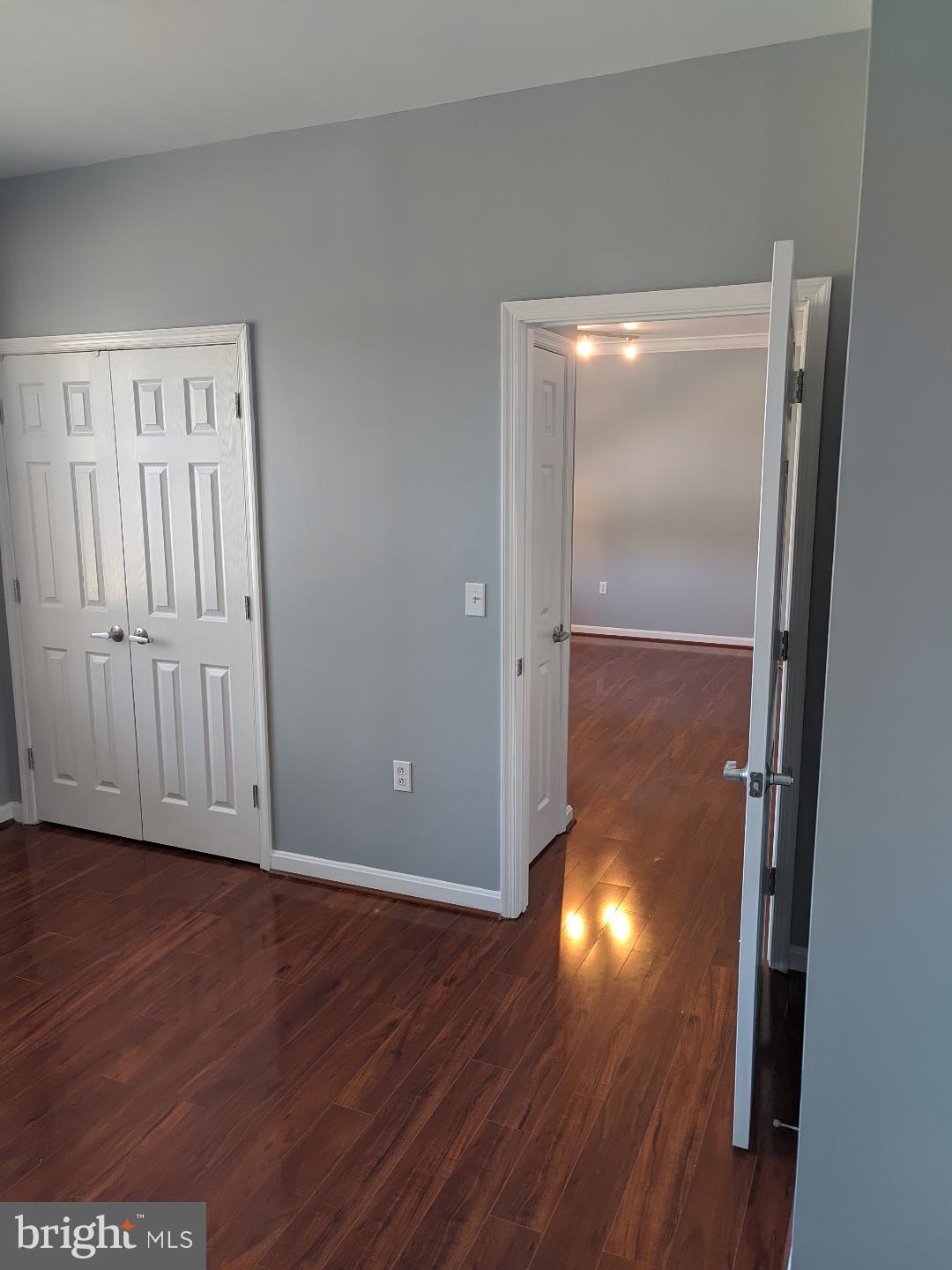 PIERSIDE AT HARBORVIEW - Residential