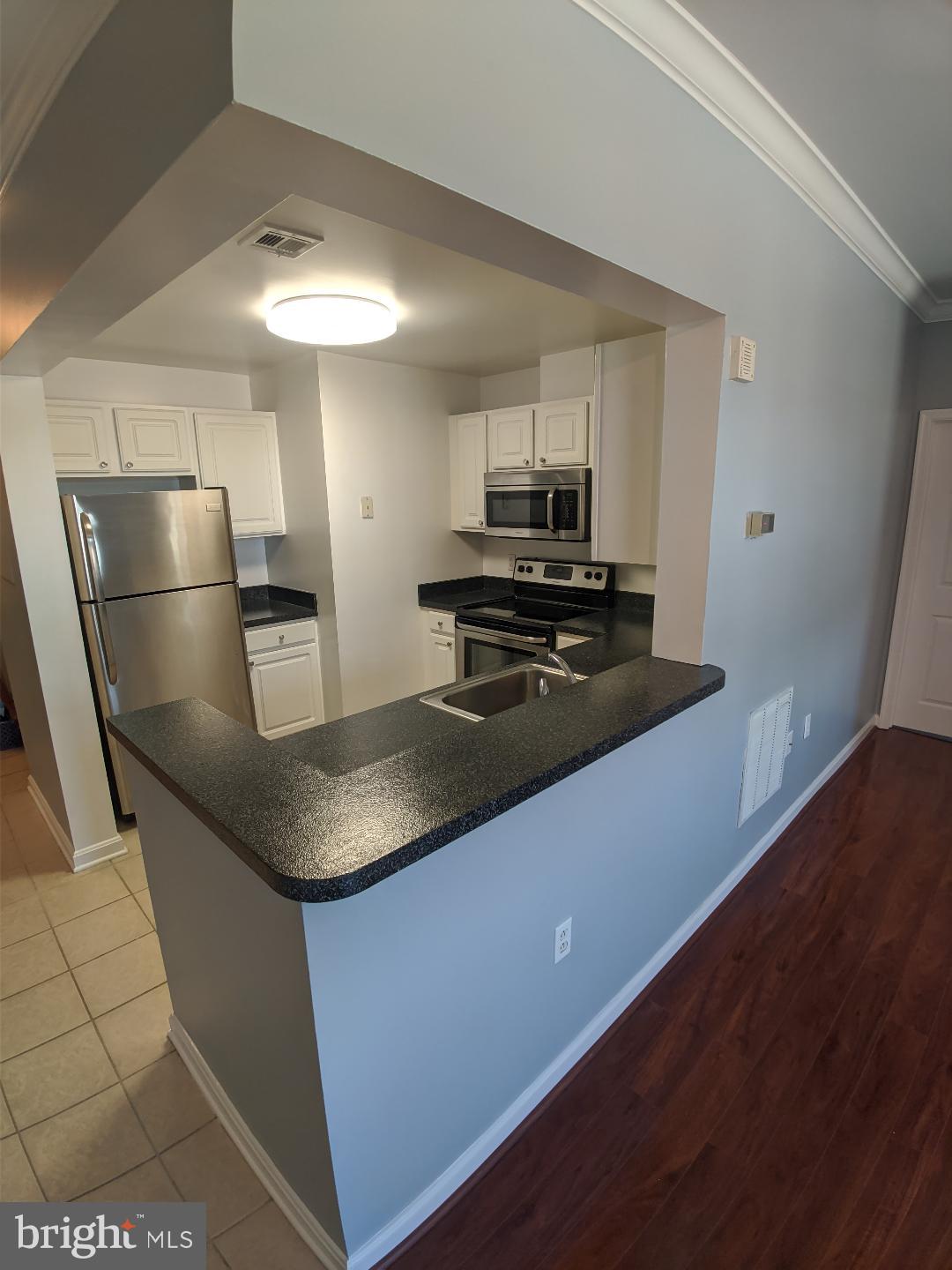PIERSIDE AT HARBORVIEW - Residential