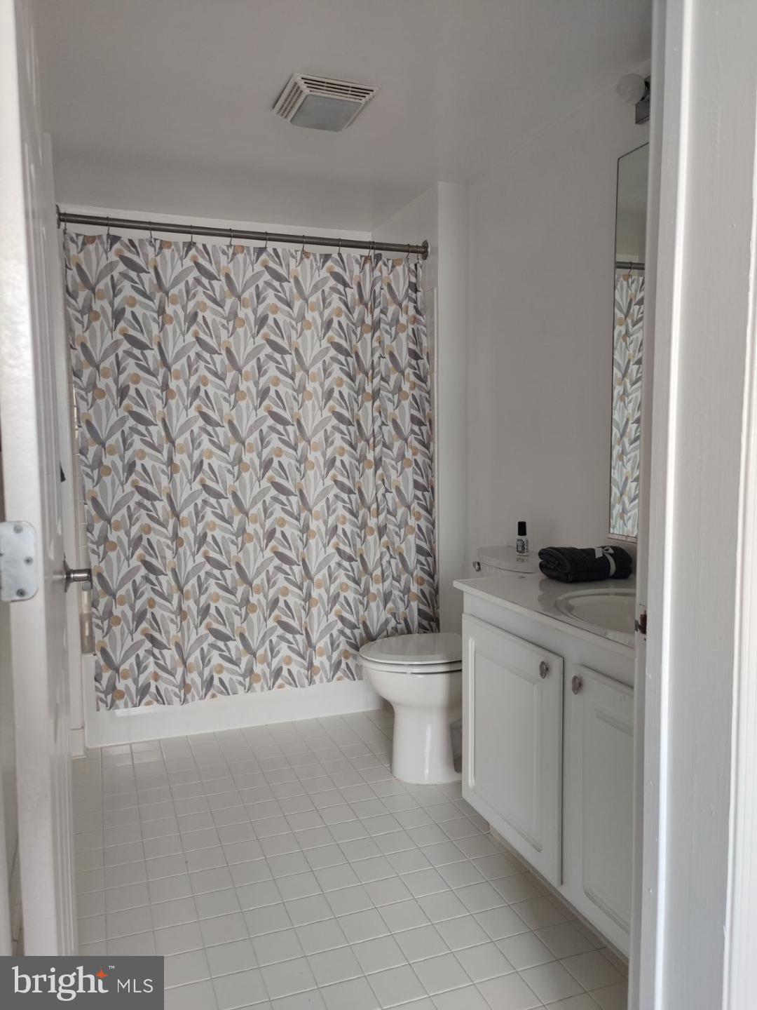 PIERSIDE AT HARBORVIEW - Residential