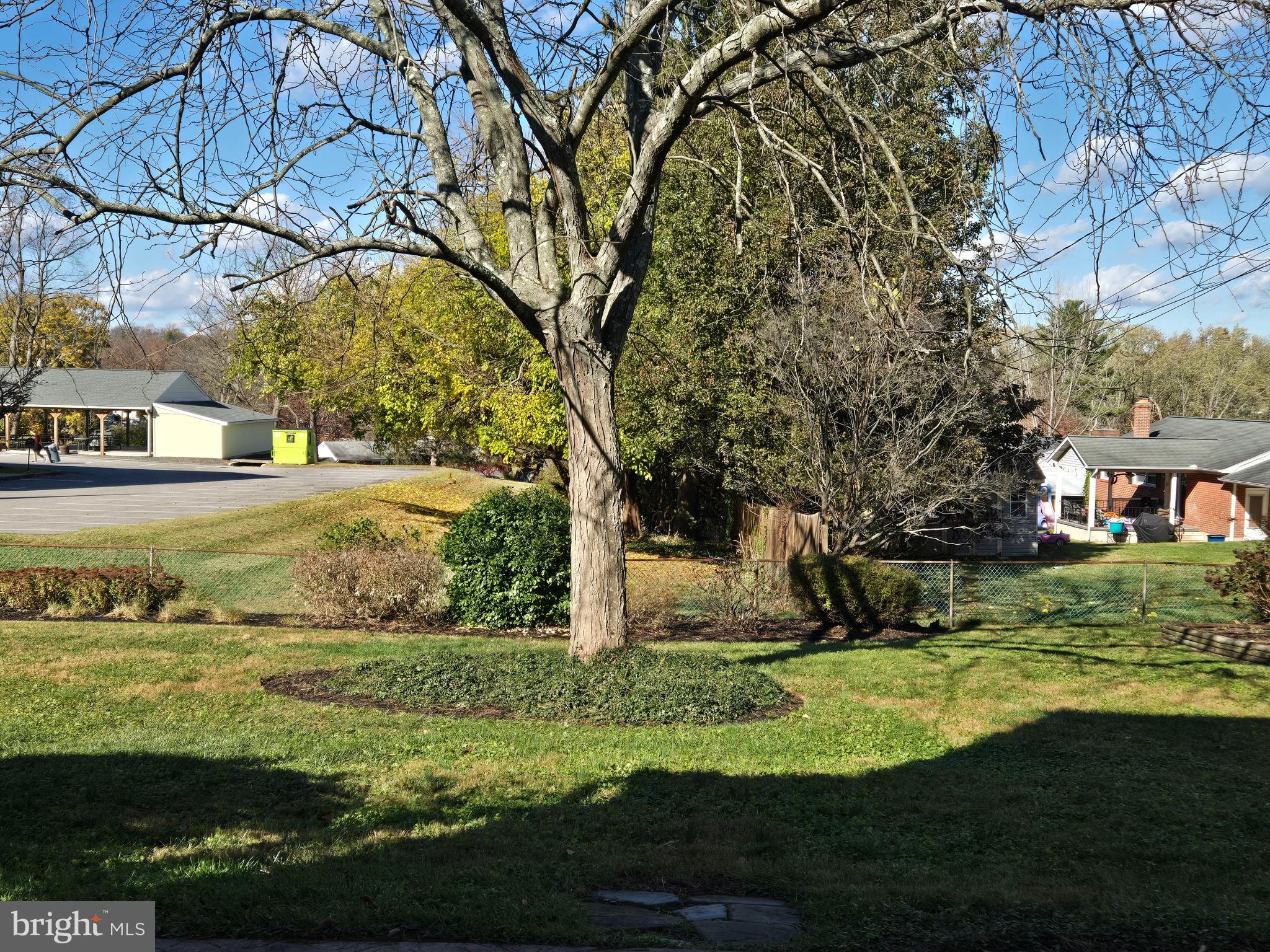SHAMROCK - Residential