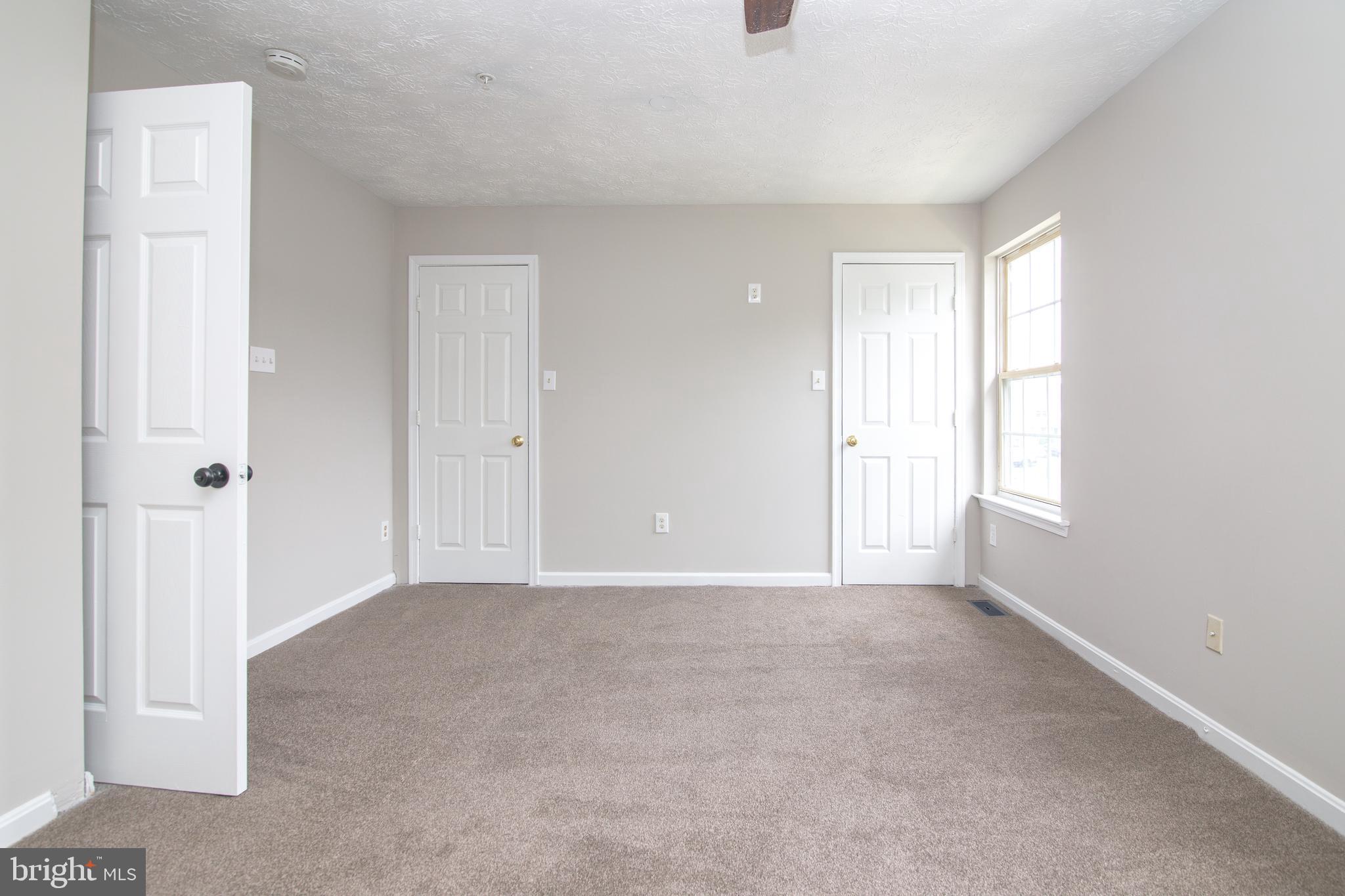 BUTTONWOODS - Residential