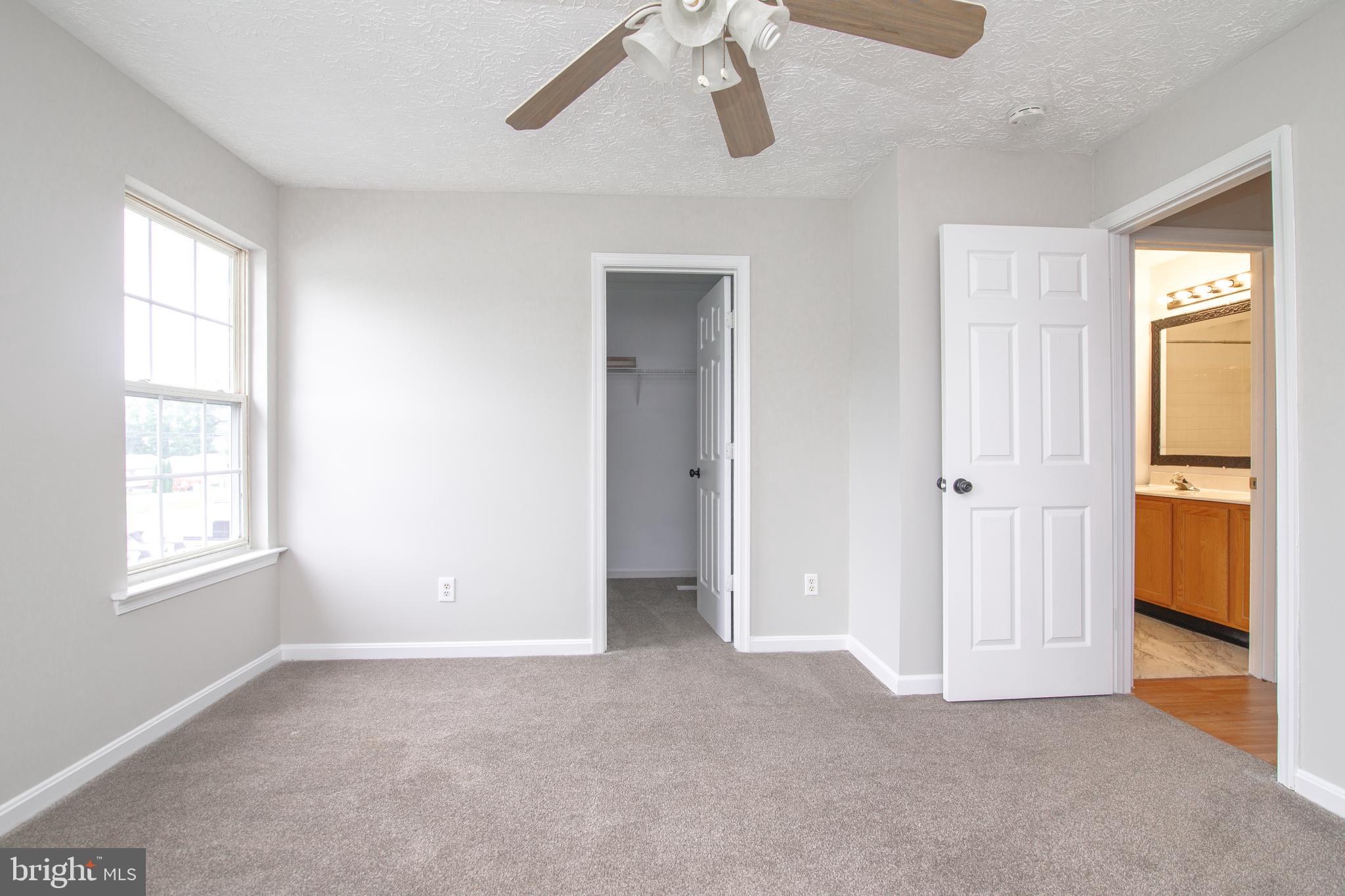 BUTTONWOODS - Residential