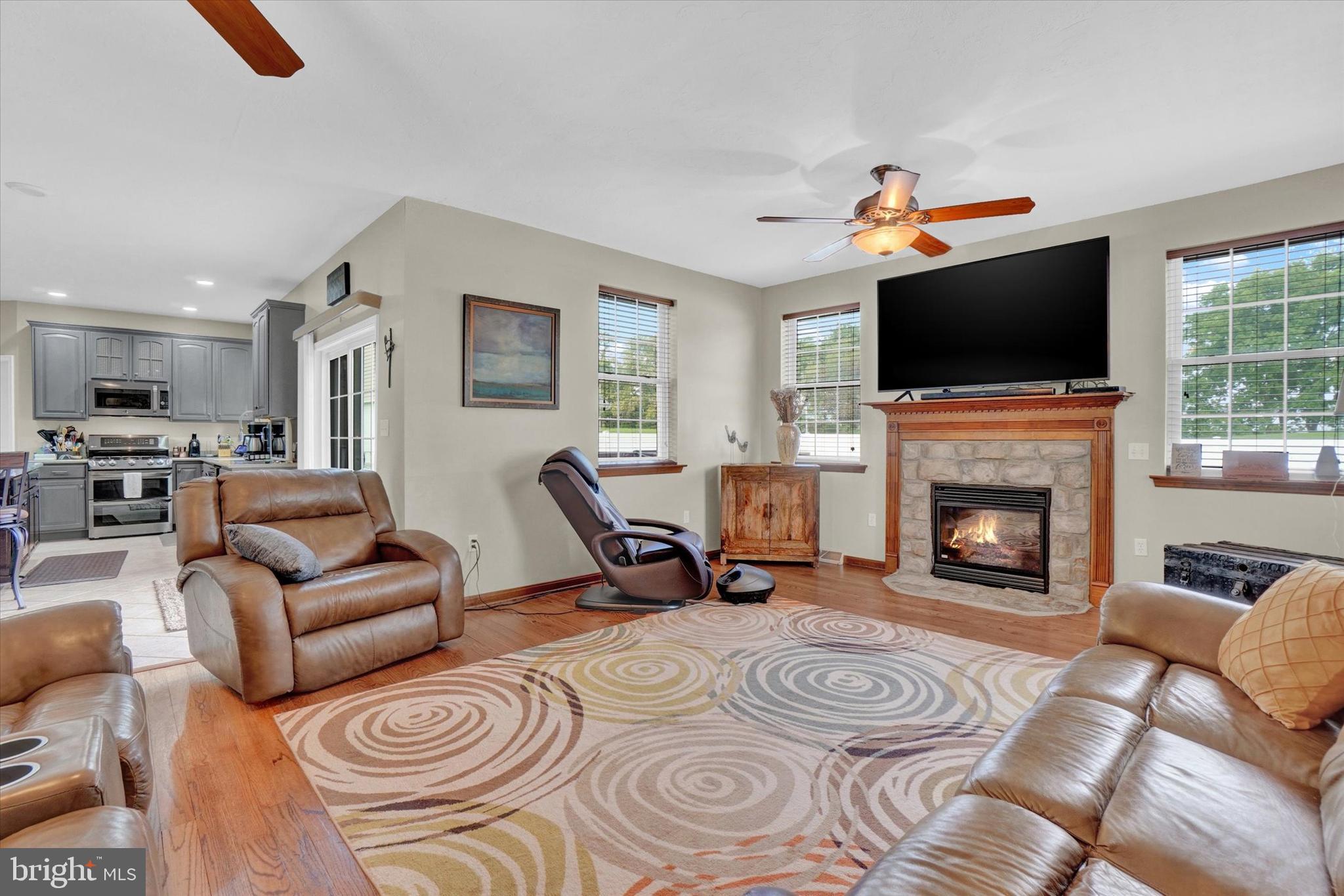 TAYLOR ESTATES - Residential