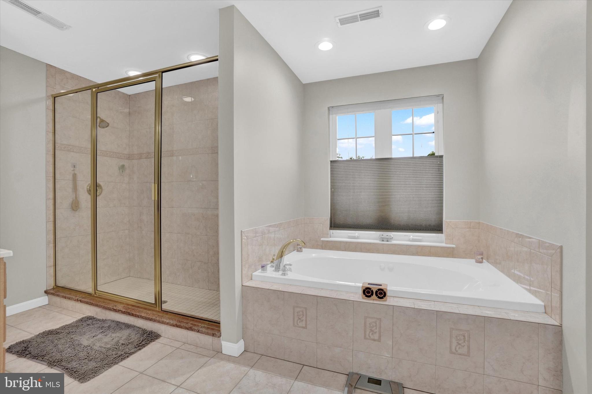 TAYLOR ESTATES - Residential